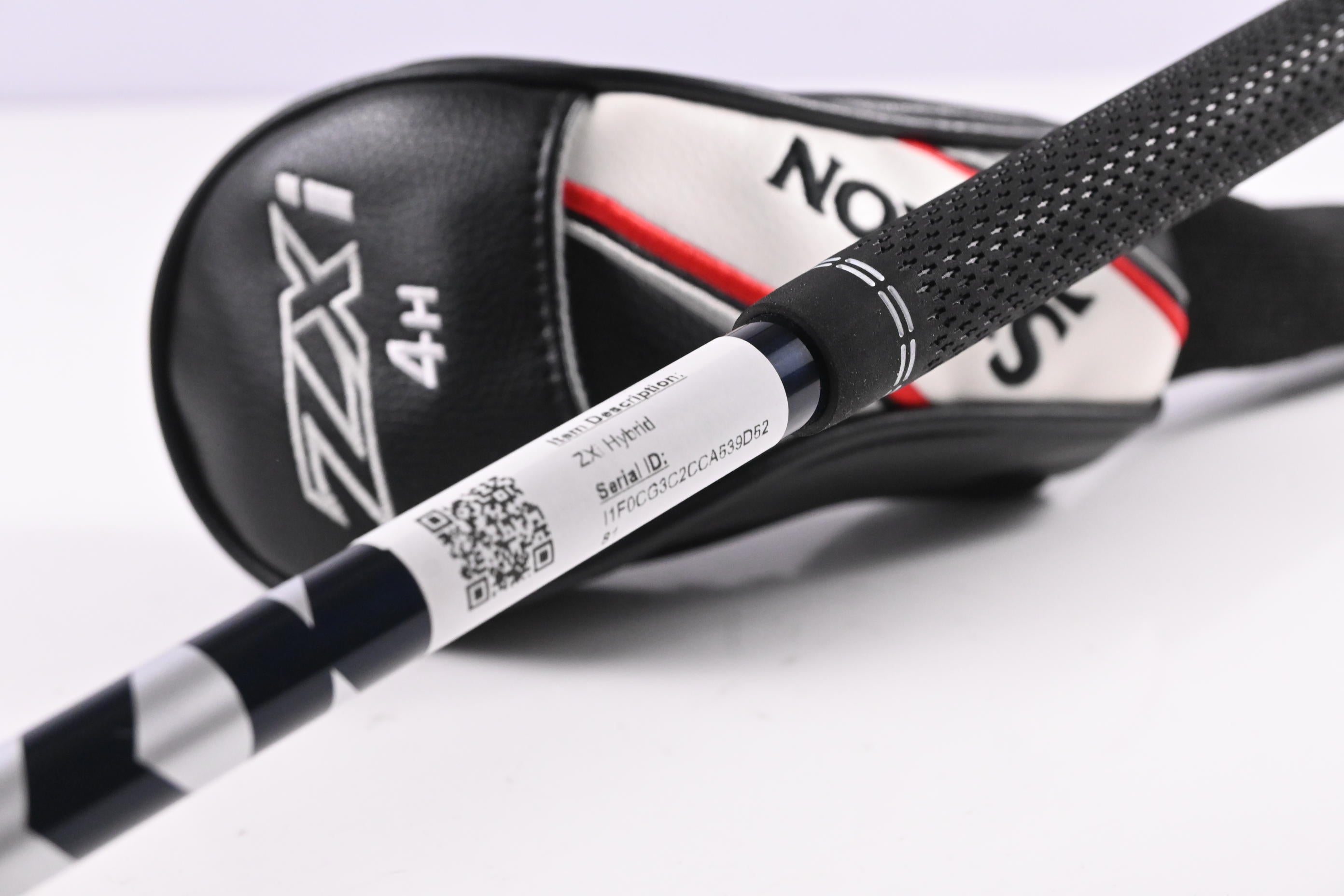 Srixon ZXi #4 Hybrid / 22 Degree / Regular Flex Fujikura Ventus TR Blue 7 Shaft