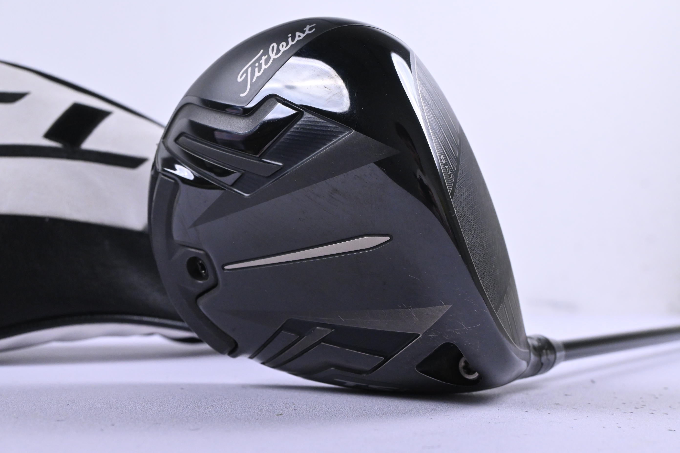 Titleist TSi3 Driver / 10 Degree / Stiff Flex Project X HZRDUS Yellow 63 Shaft