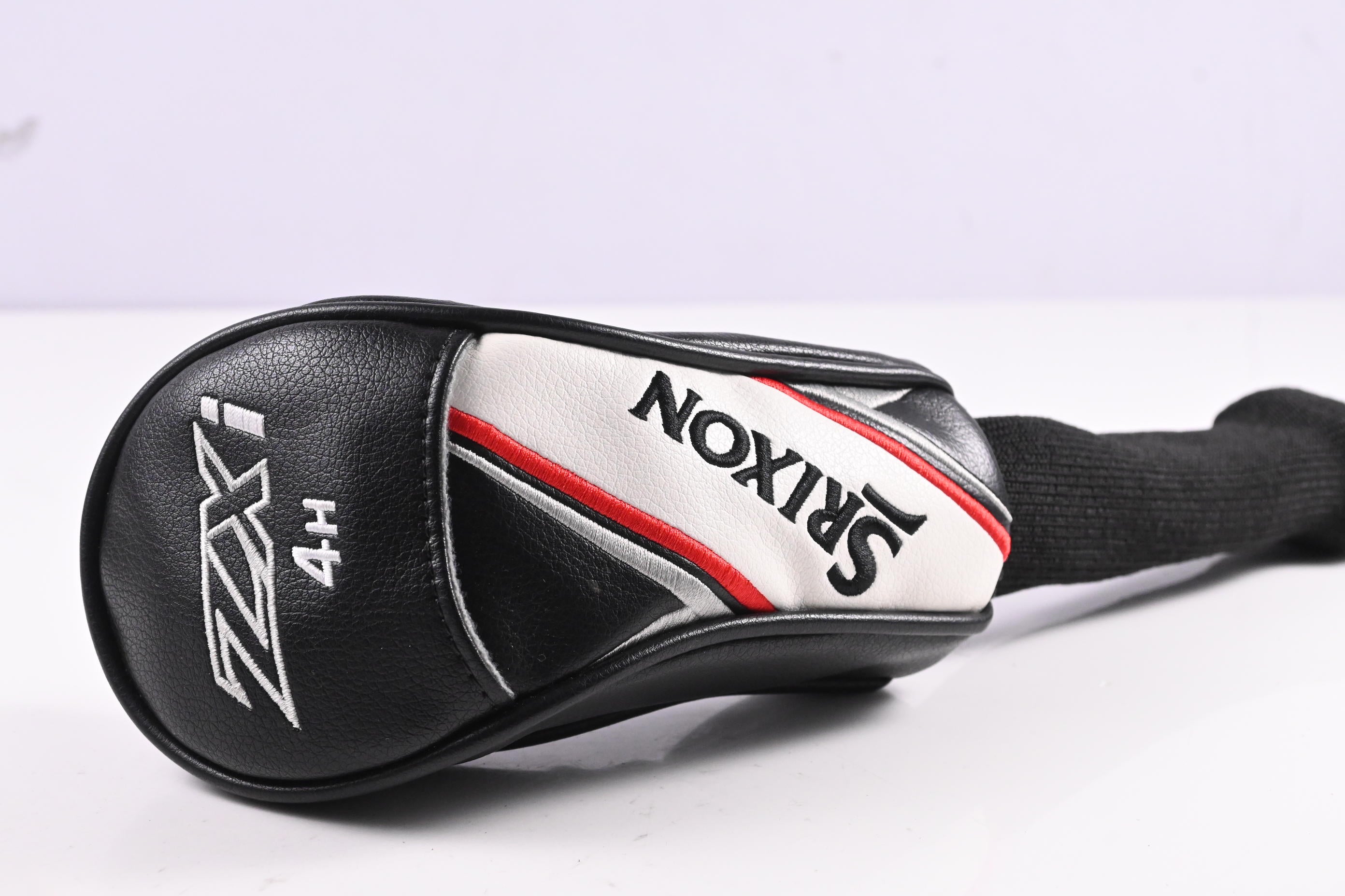 Srixon ZXi #4 Hybrid / 22 Degree / Regular Flex Fujikura Ventus TR Blue 7 Shaft
