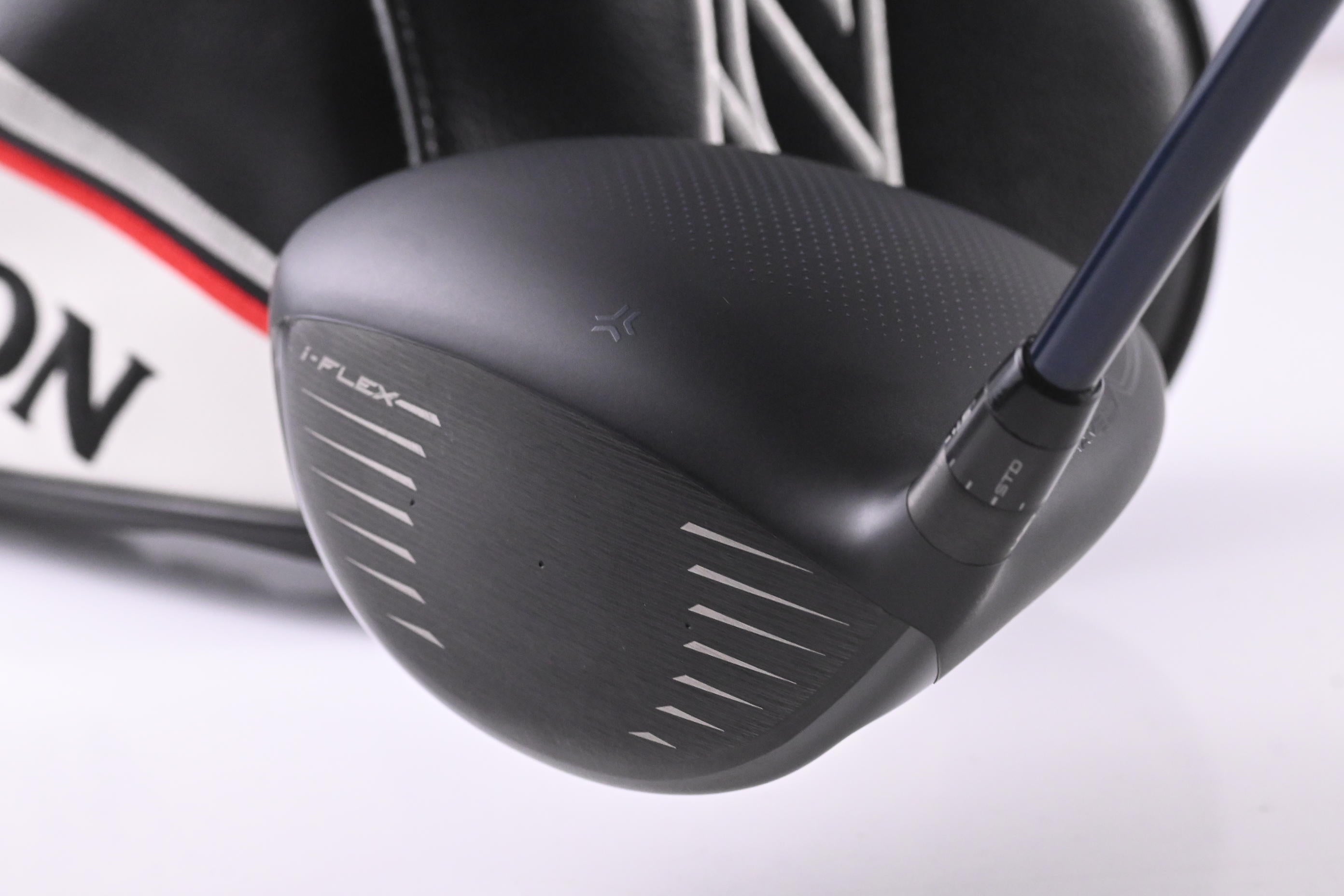 Srixon ZXi Driver / 10.5 Degree / Regular Flex Fujikura Ventus TR Blue 6 Shaft