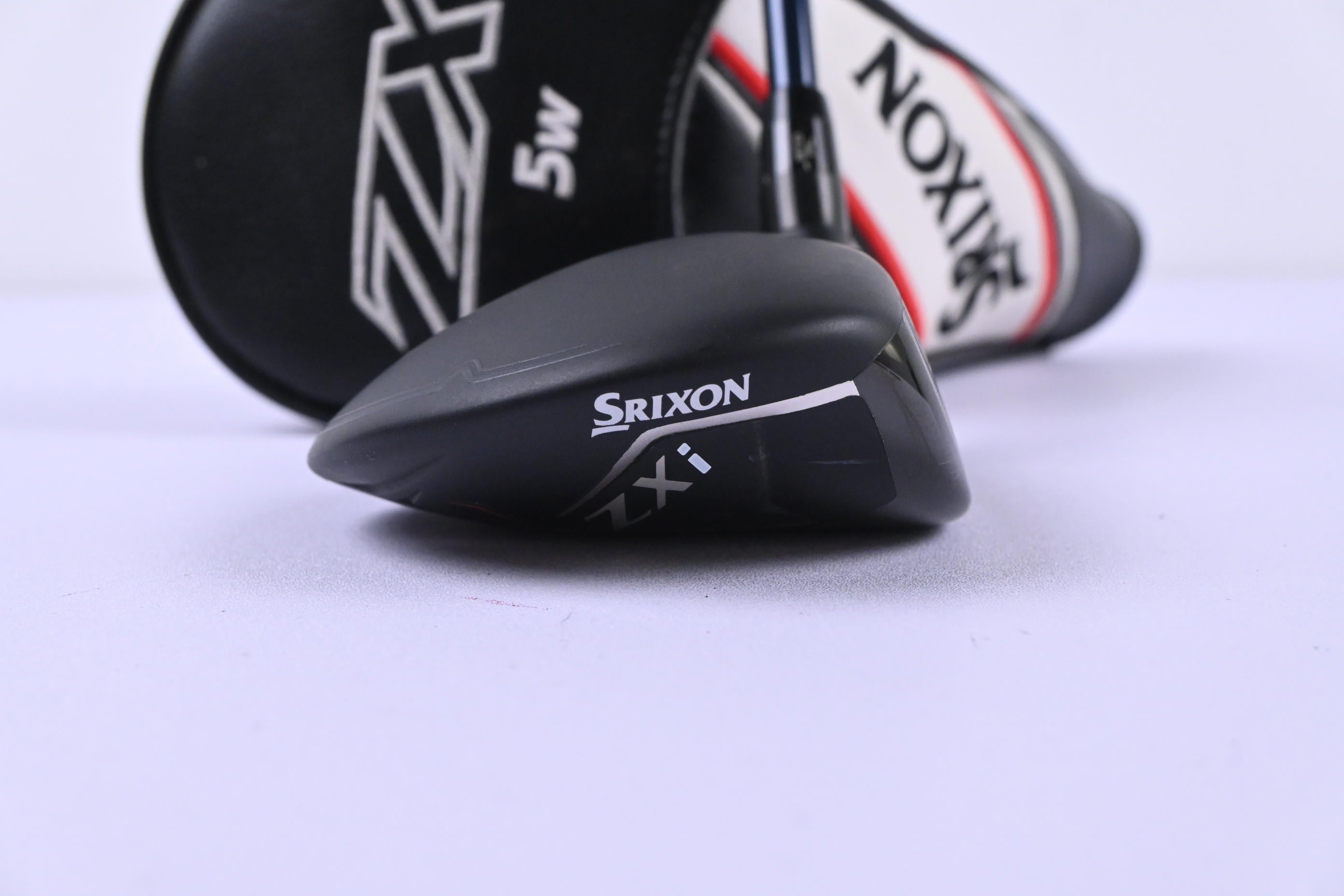 Srixon ZXi #5 Wood / 18 Degree / Stiff Flex Fujikura Ventus TR Blue 6 Shaft