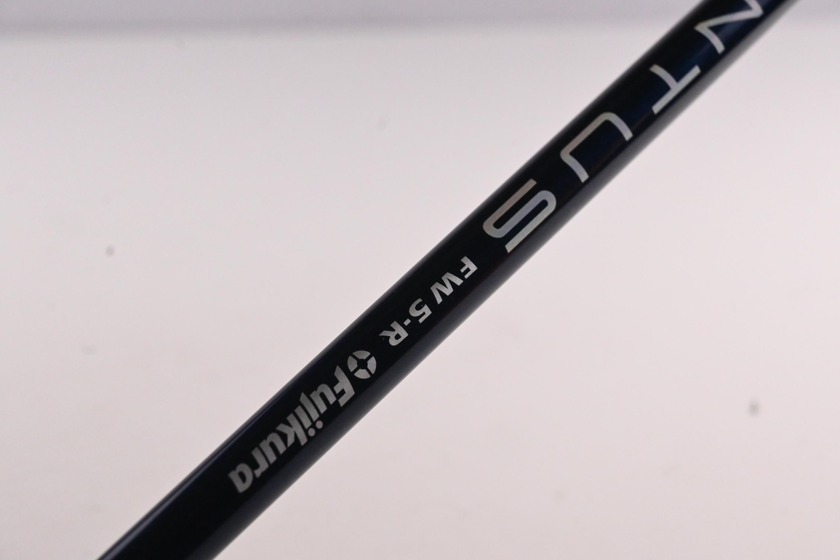 Taylormade SIM Max #5 Wood / 18 Degree / Regular Flex Fujikura Ventus Blue 5
