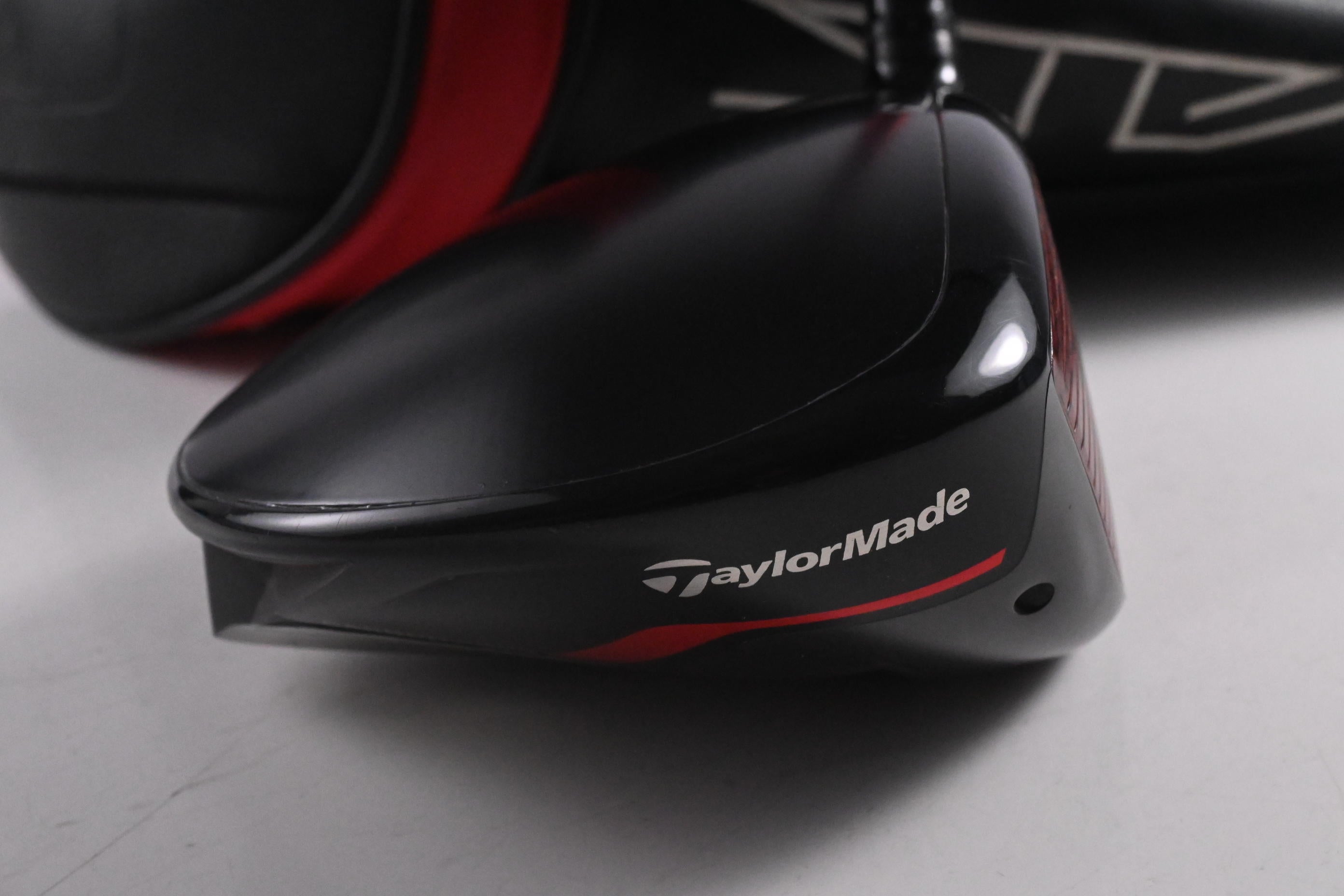Taylormade Stealth Plus Driver / 9 Degree / Regular Flex Fujikura Ventus Red 5