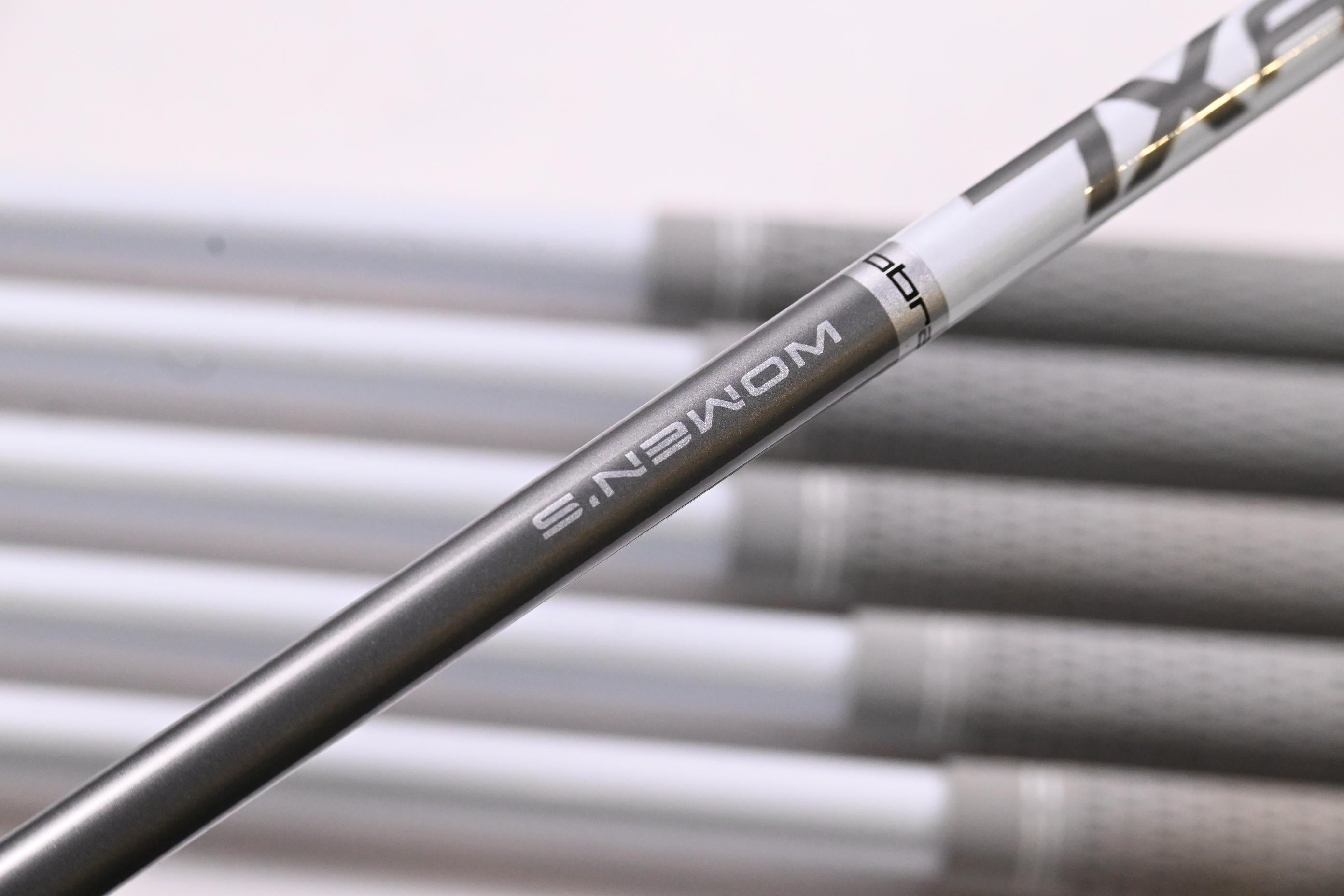 Ladies Cobra Fly XL Irons / 6-PW+SW / Ladies Flex Cobra Shafts