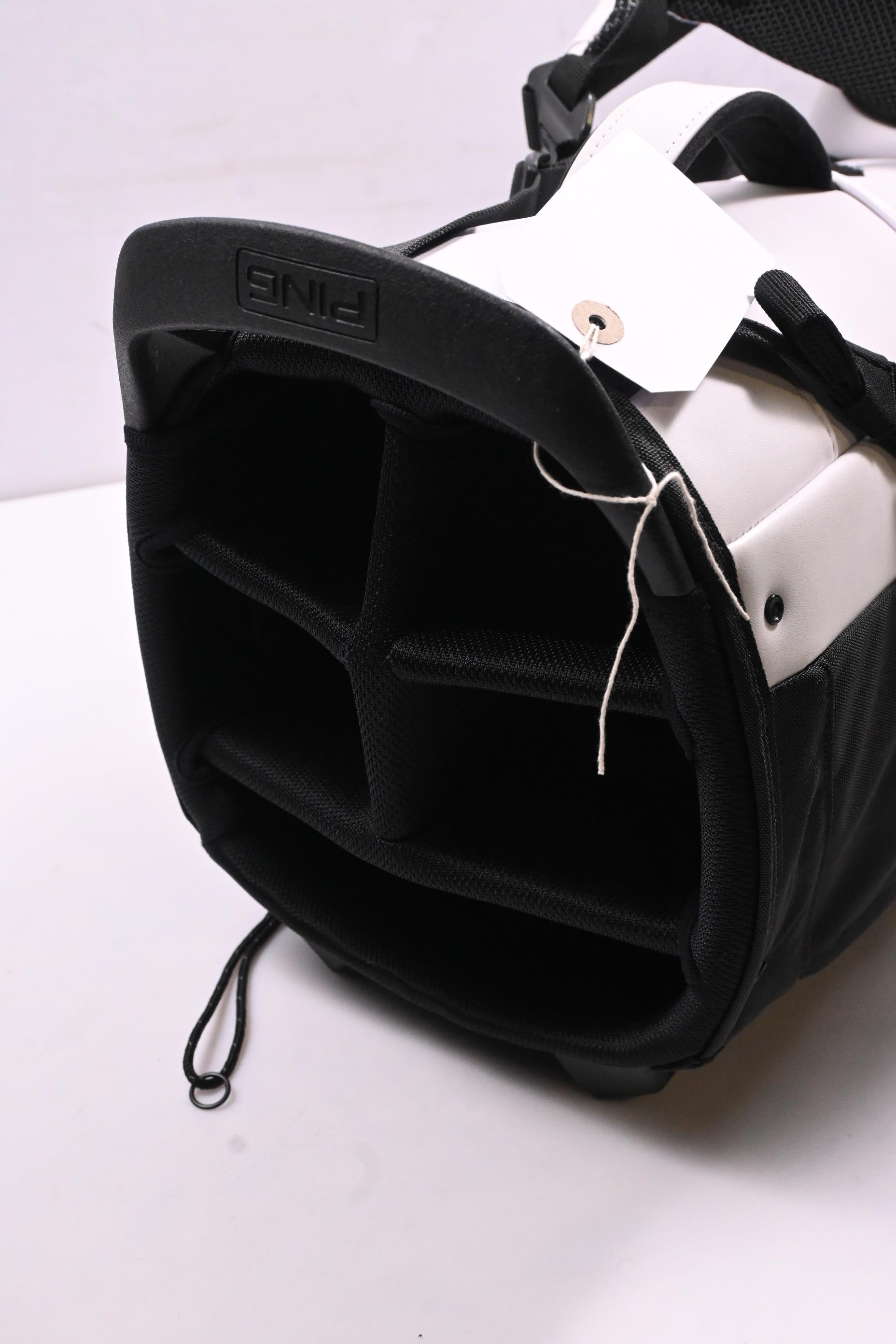 Ping Hoofer Tour Stand Bag / 5-Way Divider / White, Black