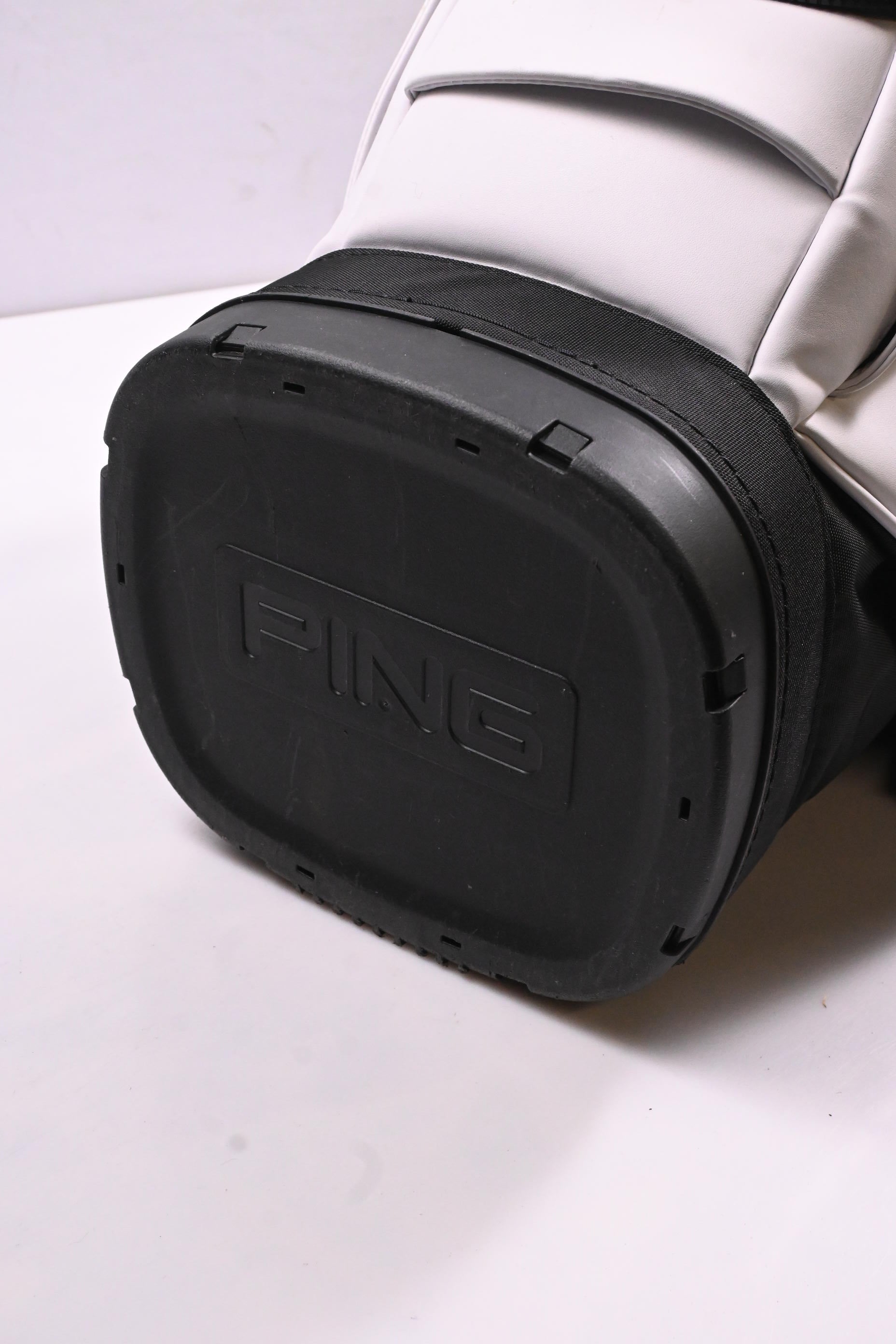 Ping Hoofer Tour Stand Bag / 5-Way Divider / White, Black