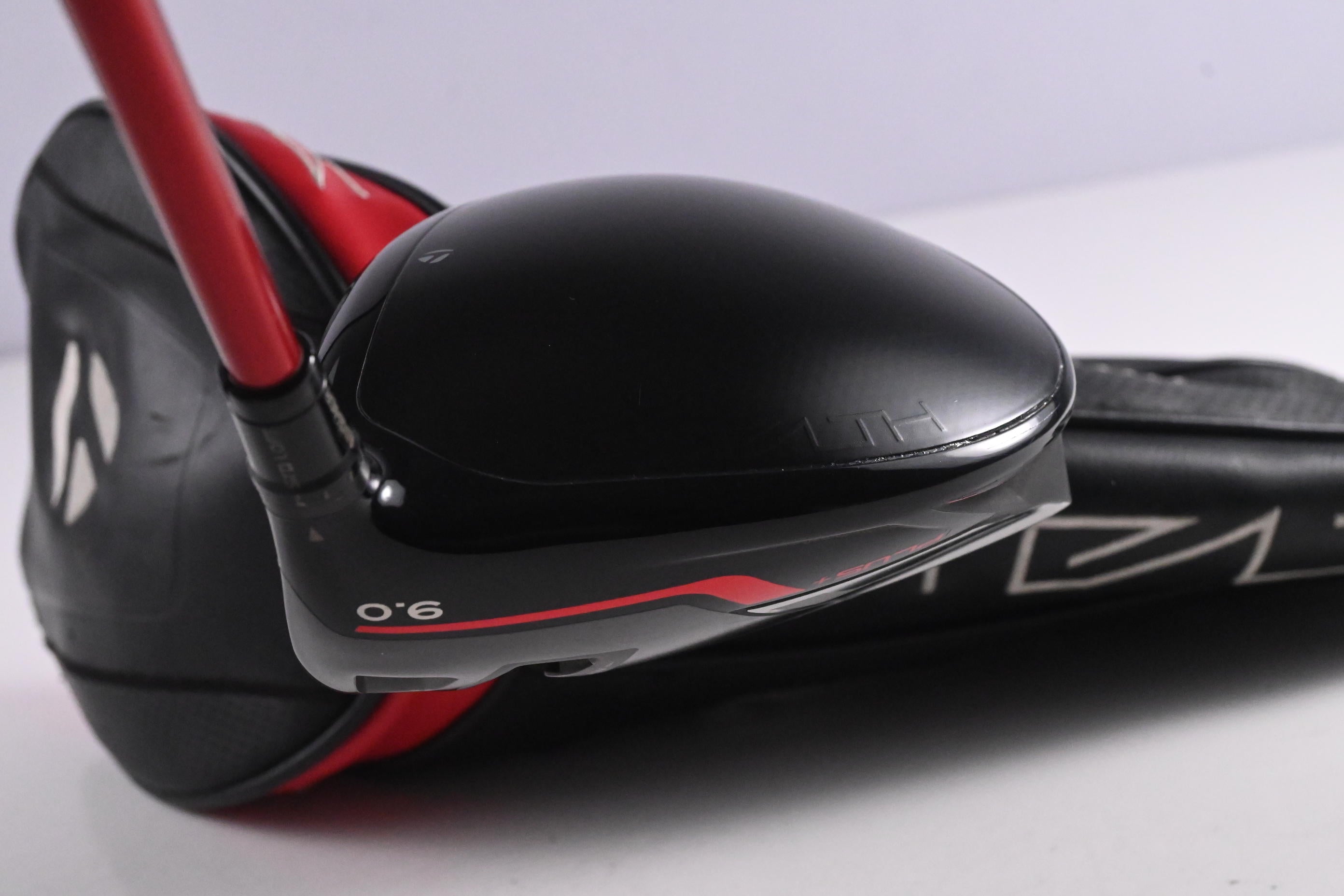 Taylormade Stealth Plus Driver / 9 Degree / Regular Flex Fujikura Ventus Red 5