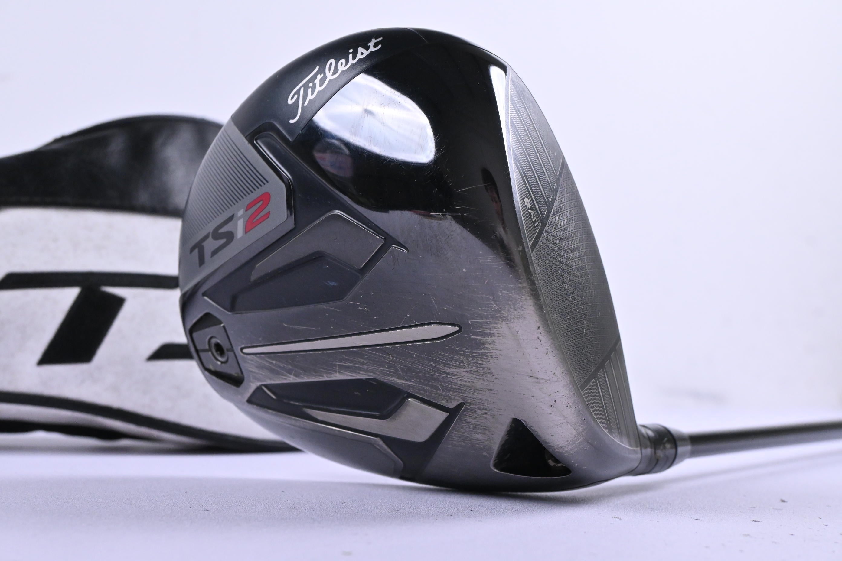 Titleist TSi2 Driver / 10 Degree / Regular Flex Tensei AV Blue 55 Shaft