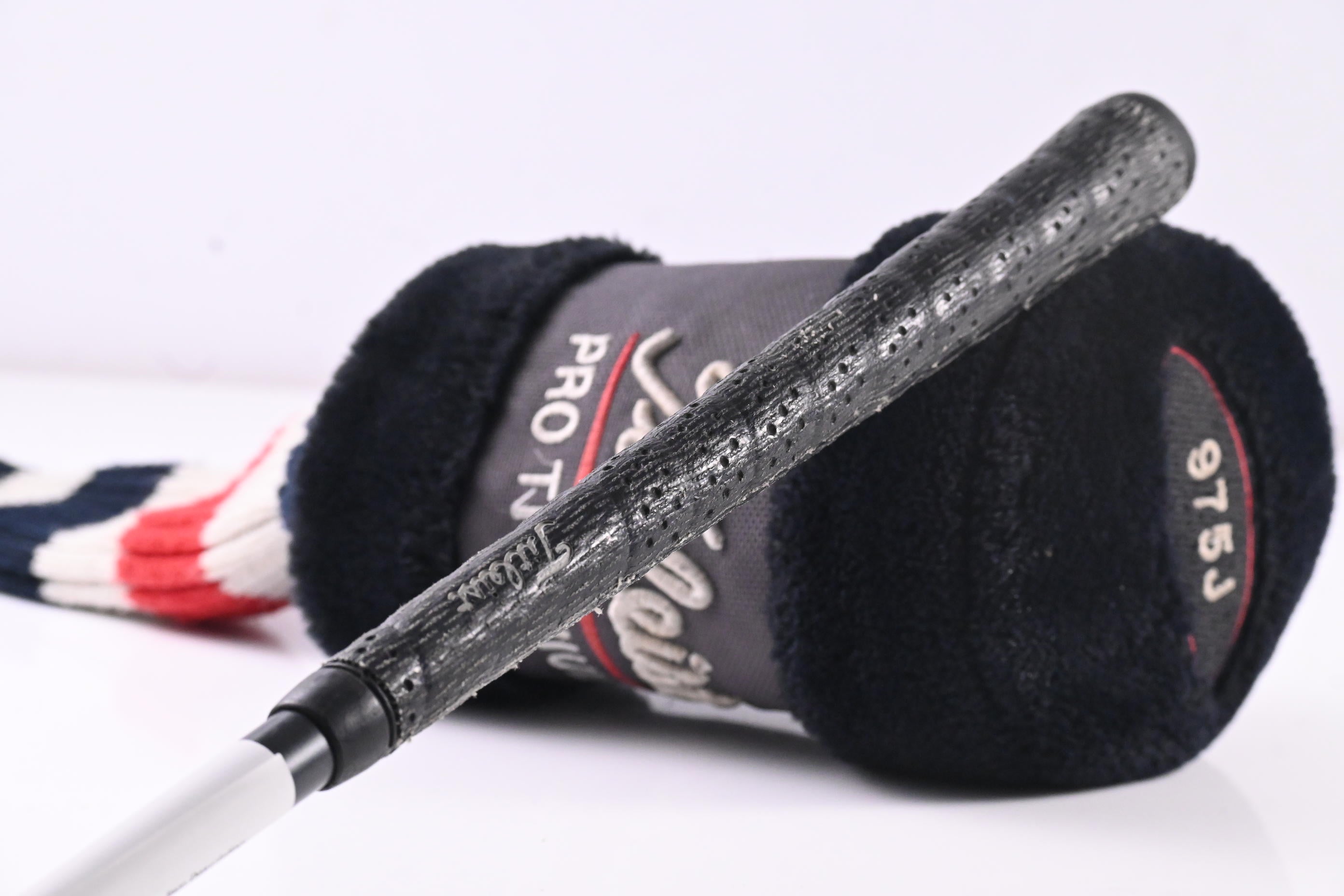 Titleist 975 D Driver / 10.5 Degree / Stiff Flex Titleist Ultralite Shaft