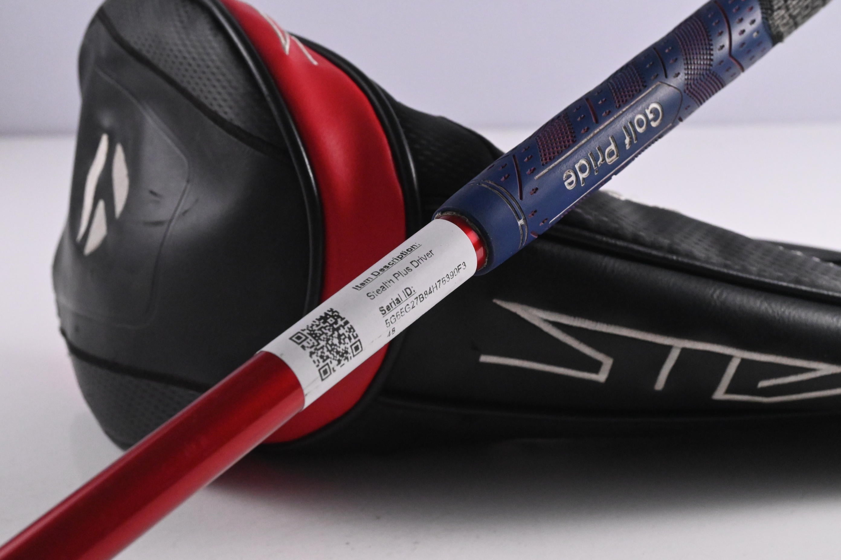 Taylormade Stealth Plus Driver / 9 Degree / Regular Flex Fujikura Ventus Red 5