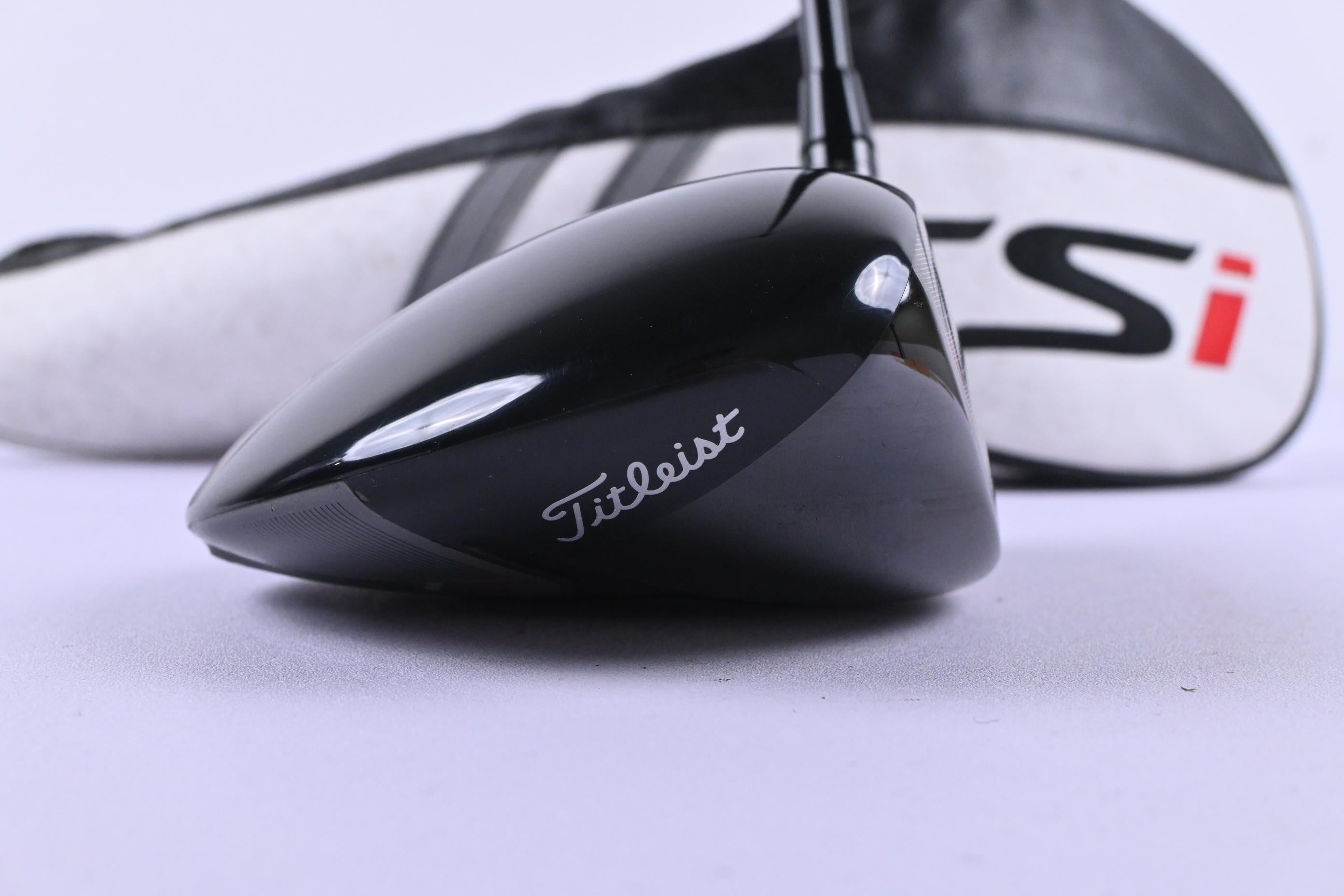 Titleist TSi2 Driver / 10 Degree / Regular Flex Tensei AV Blue 55 Shaft