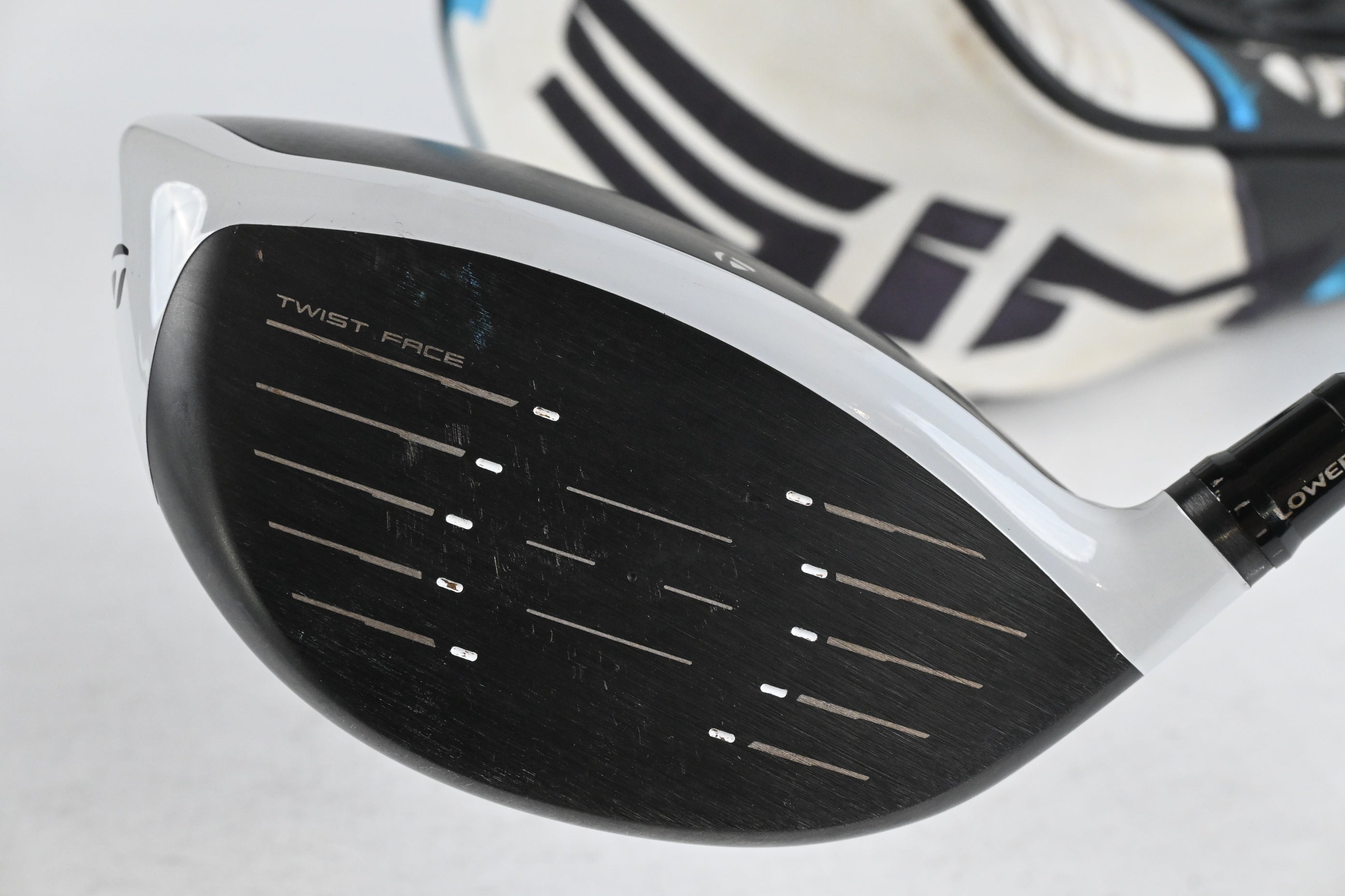 Taylormade SIM2 Max D Driver / 10.5 Degree / Stiff Flex Fujikura Air Speeder 45
