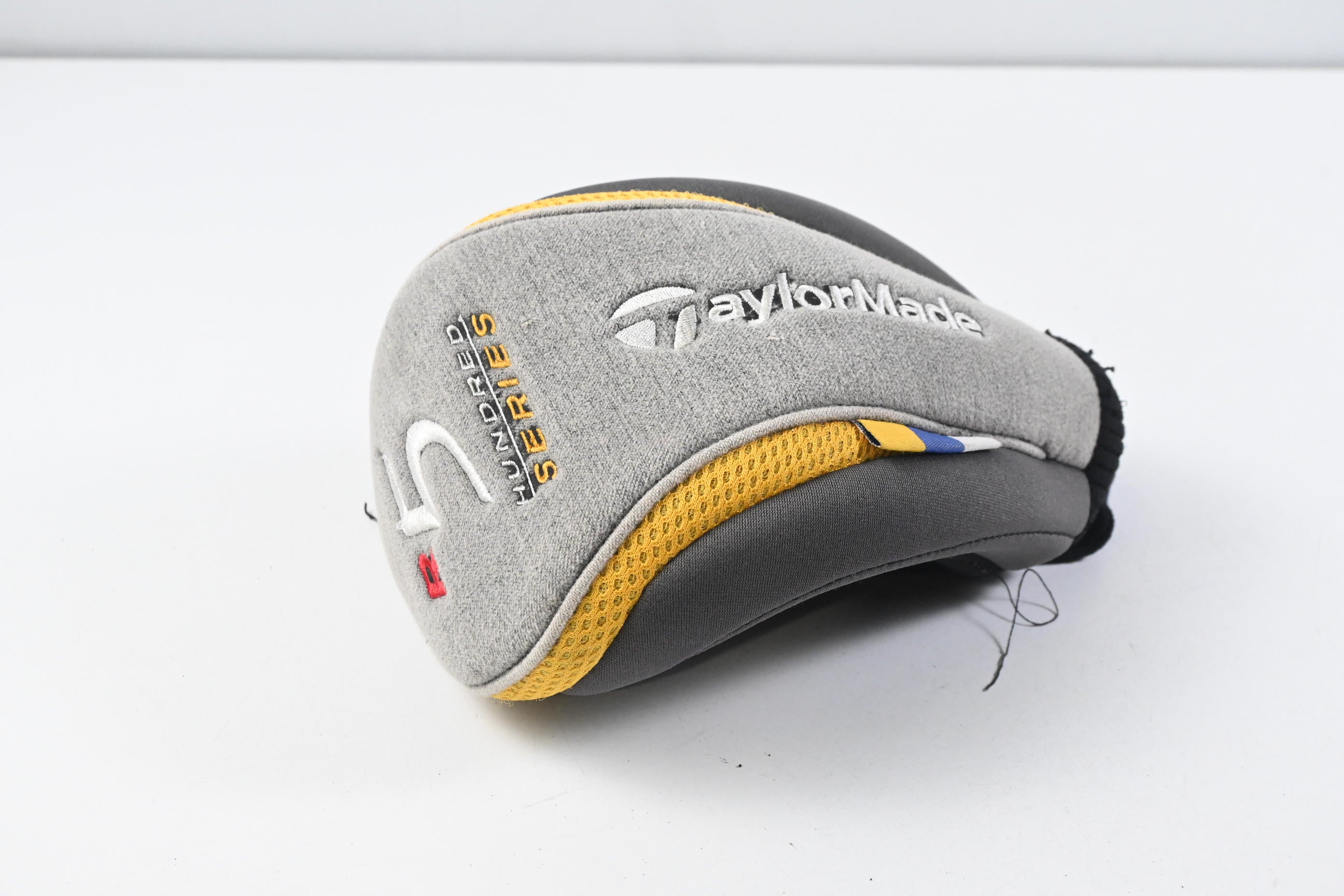 Taylormade R580 XD Driver / 9.5 Degree / Stiff Flex Fujikura Vista Pro 60 Shaft