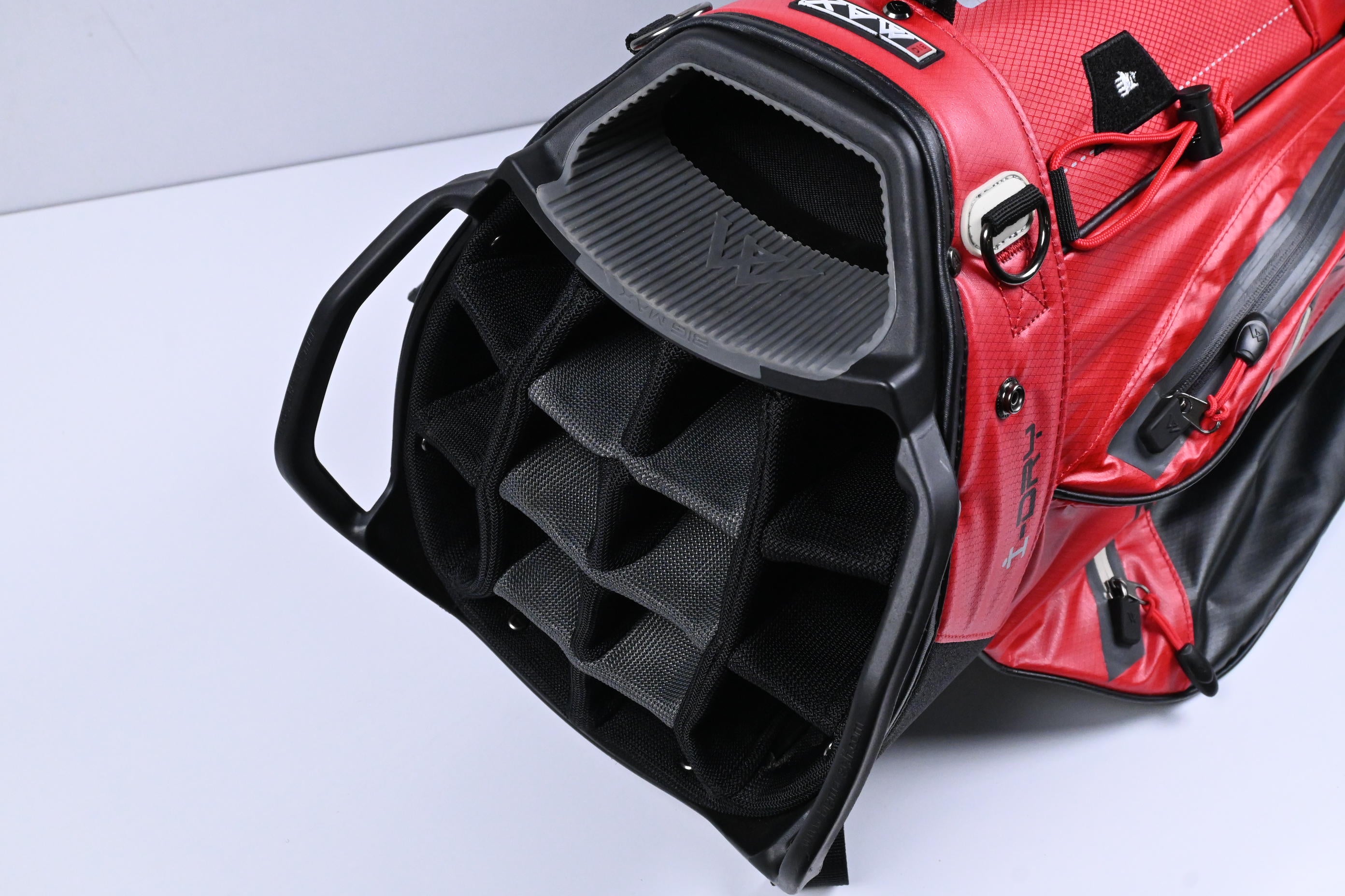 Big Max Aqua Tour 4 Cart Bag / 14-Way Divider / Black, Red