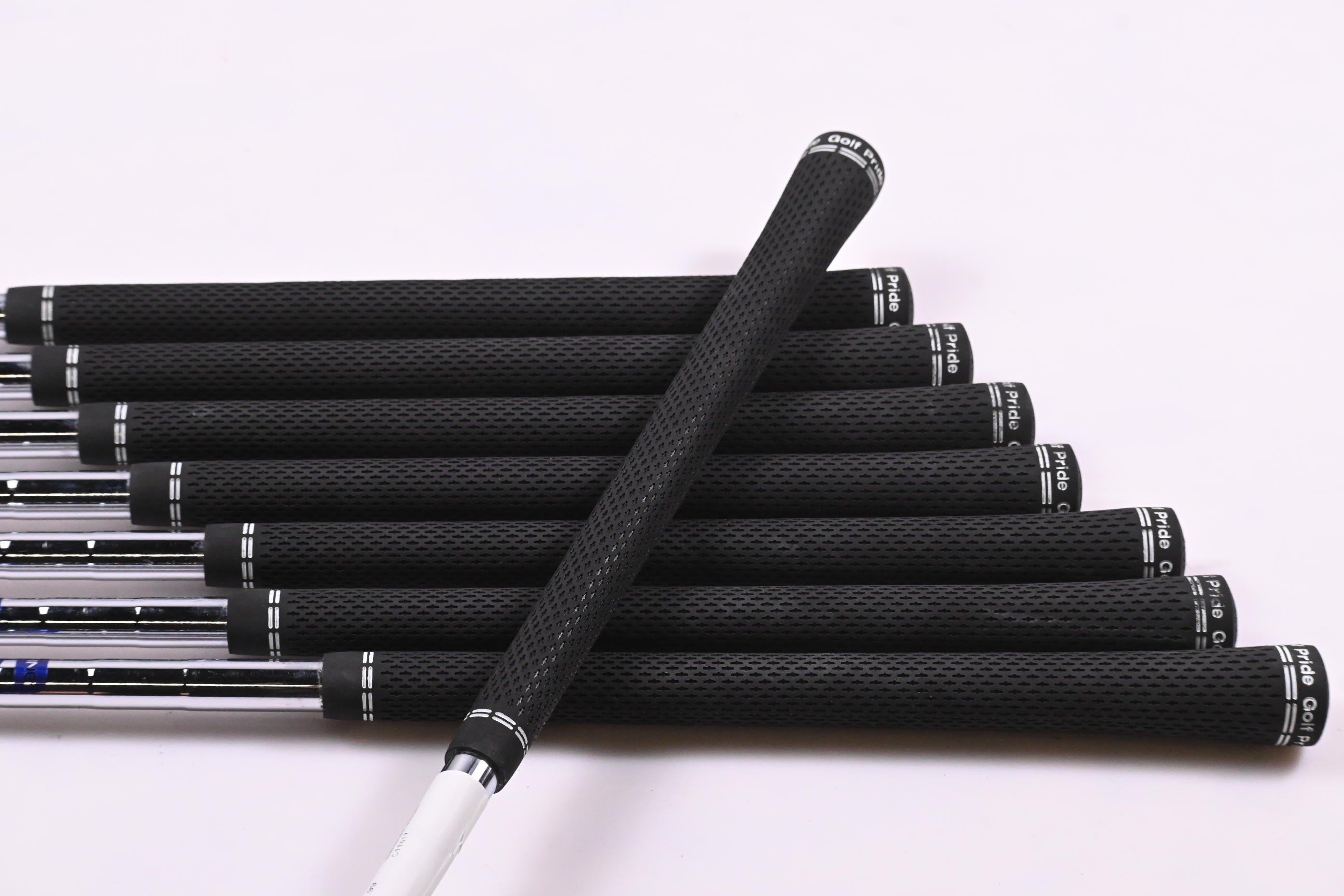 Ping i-Series E1 Irons / 3-PW / Black Dot / Regular Flex Ping AWT 2.0 Shafts