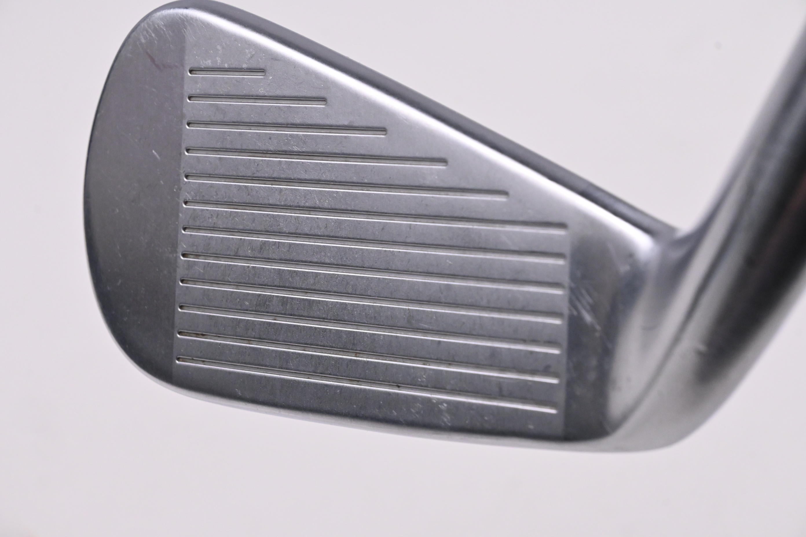Taylormade P790 UDI 2017 #2 Iron / 17 Degree / Stiff Flex HZRDUS Black 85 Shaft