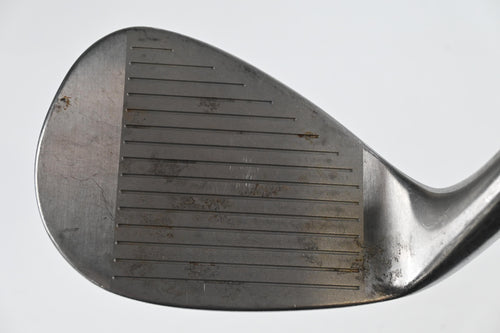 Wilson TW9 Gap Wedge / 52 Degree / Wedge Flex Dynamic Gold Shaft