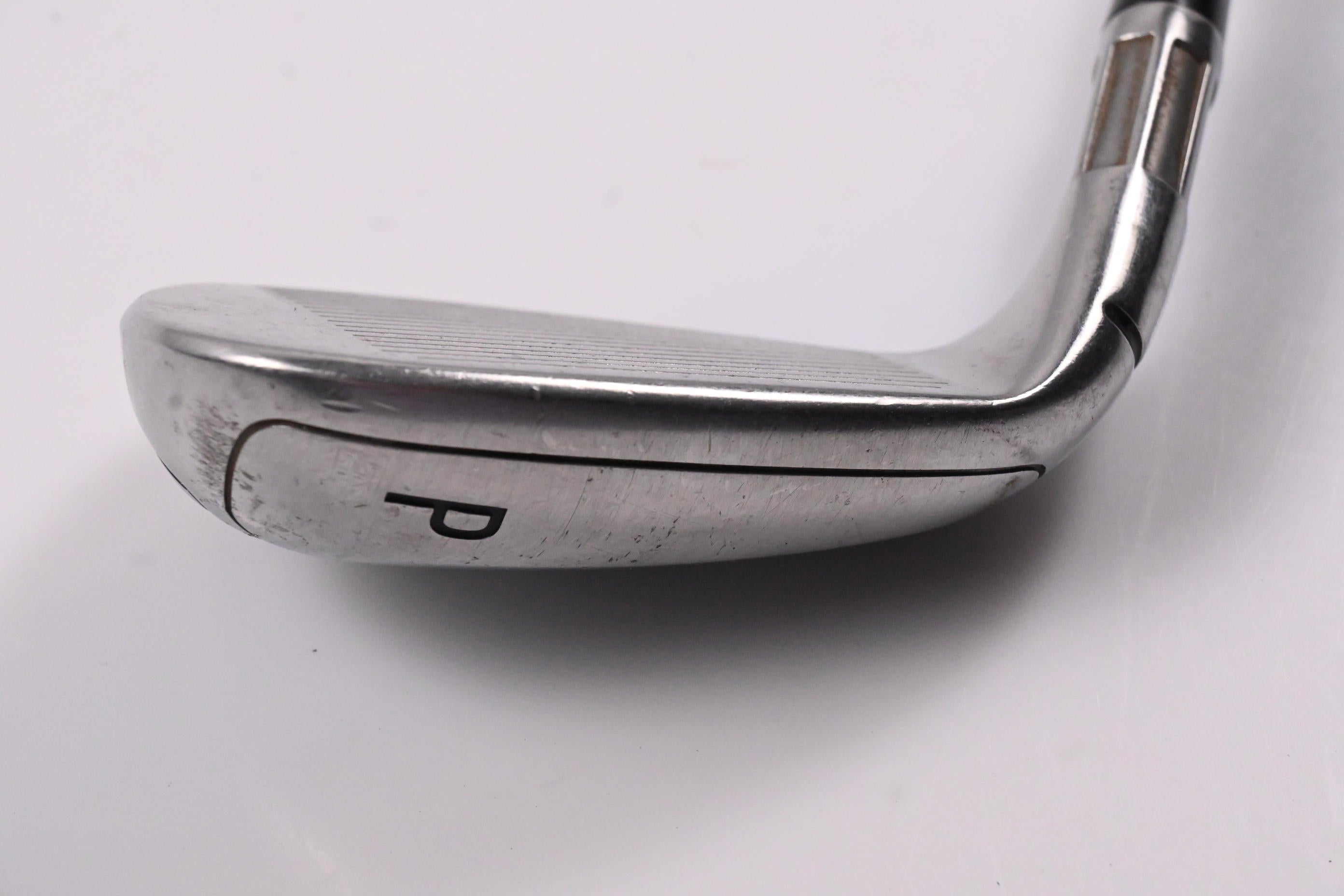 Taylormade M6 Pitching Wedge / 43.5 Degree / Stiff Flex XP 100 S300 Shaft