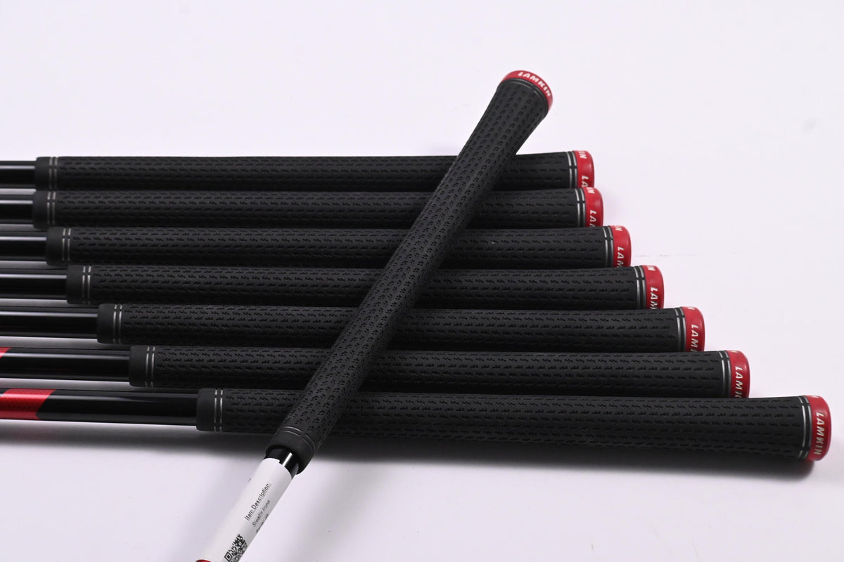 Taylormade Stealth Irons / 5-PW+SW / Regular Flex Ventus Red 6 Shaft