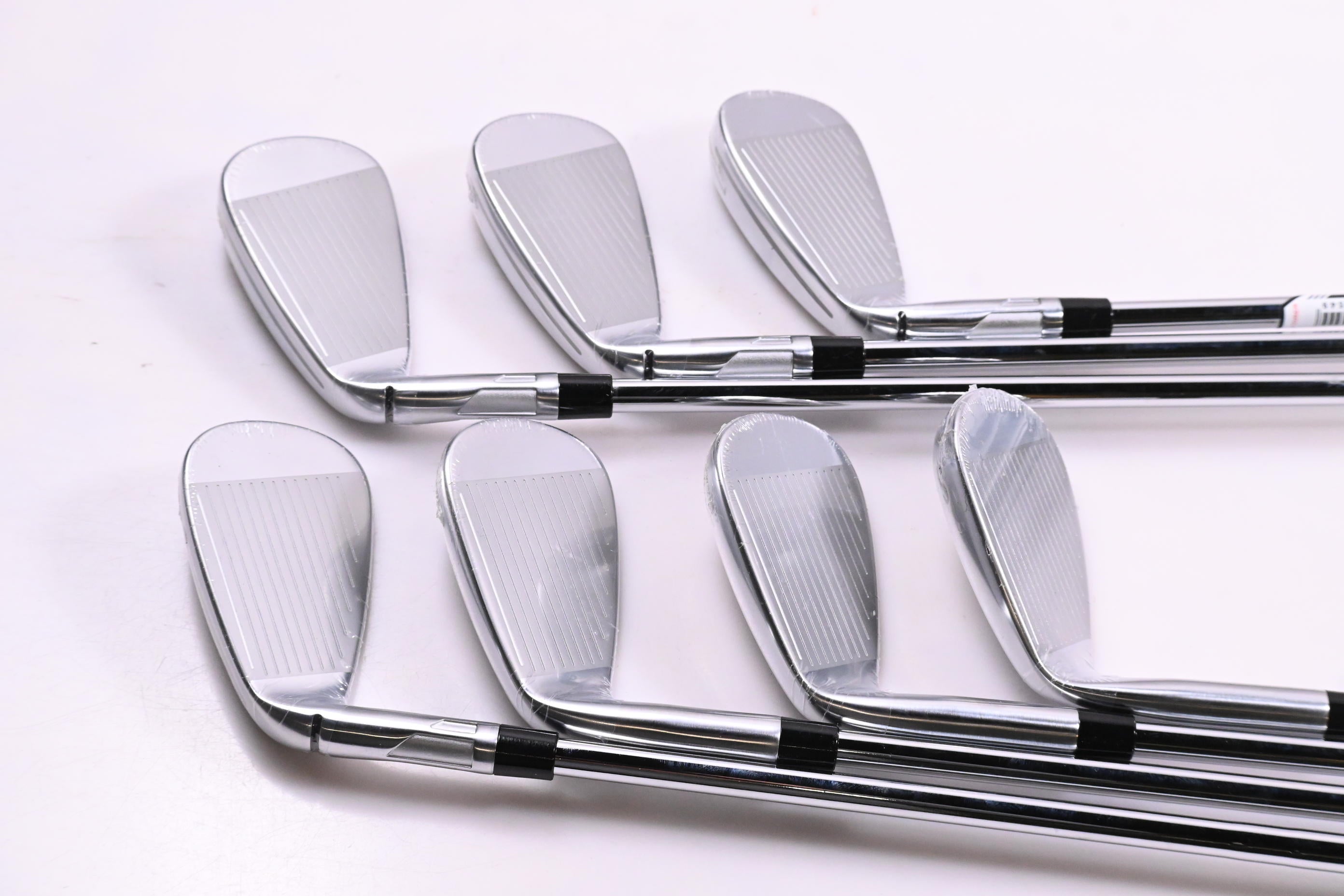 Taylormade Qi Max Irons / 5-PW+SW / Stiff Flex KBS MAX MT 85 Shafts