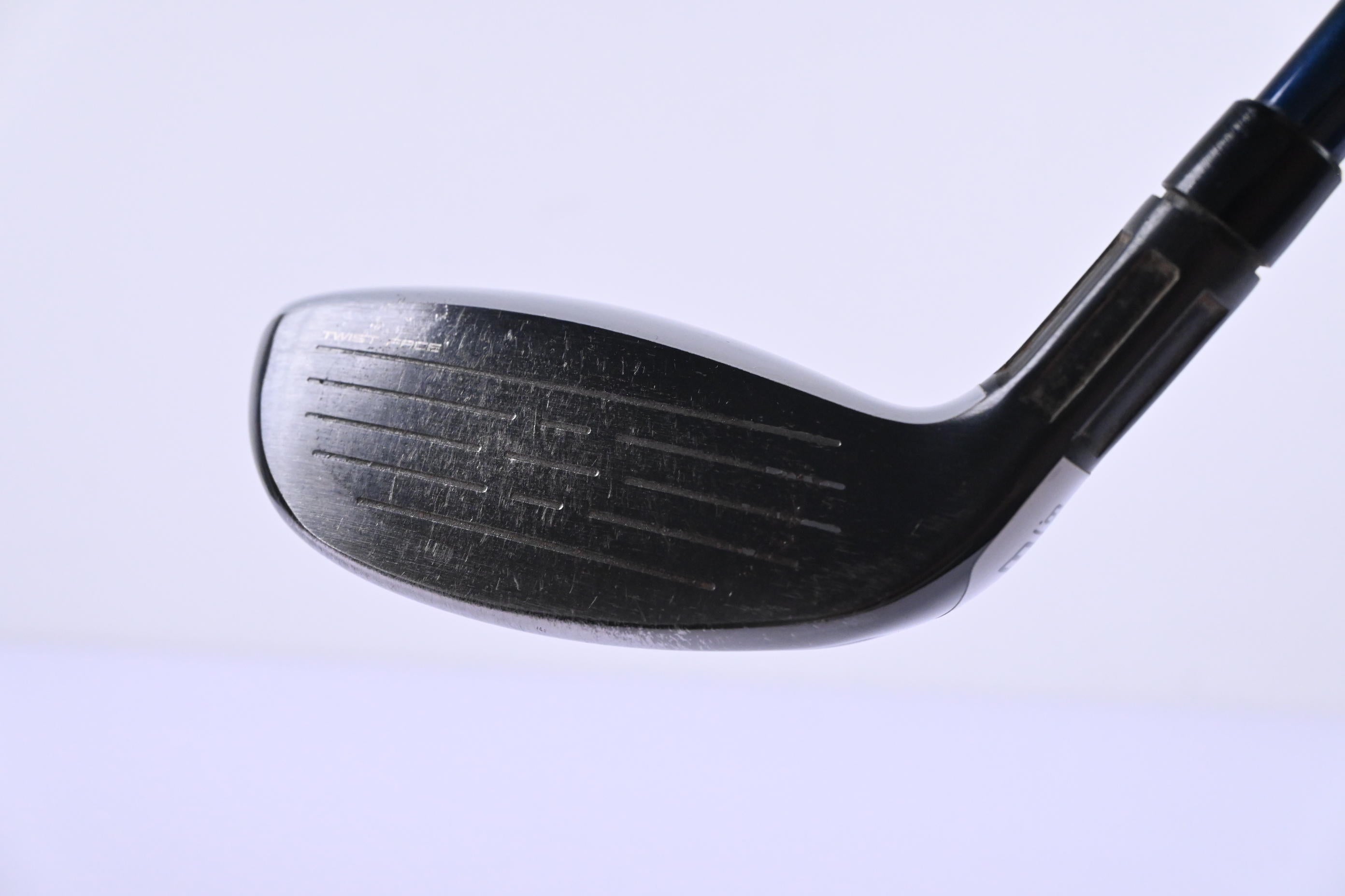 Taylormade SIM2 Max #3 Hybrid / 19 Degree / Regular Flex Fujikura Ventus Blue 6