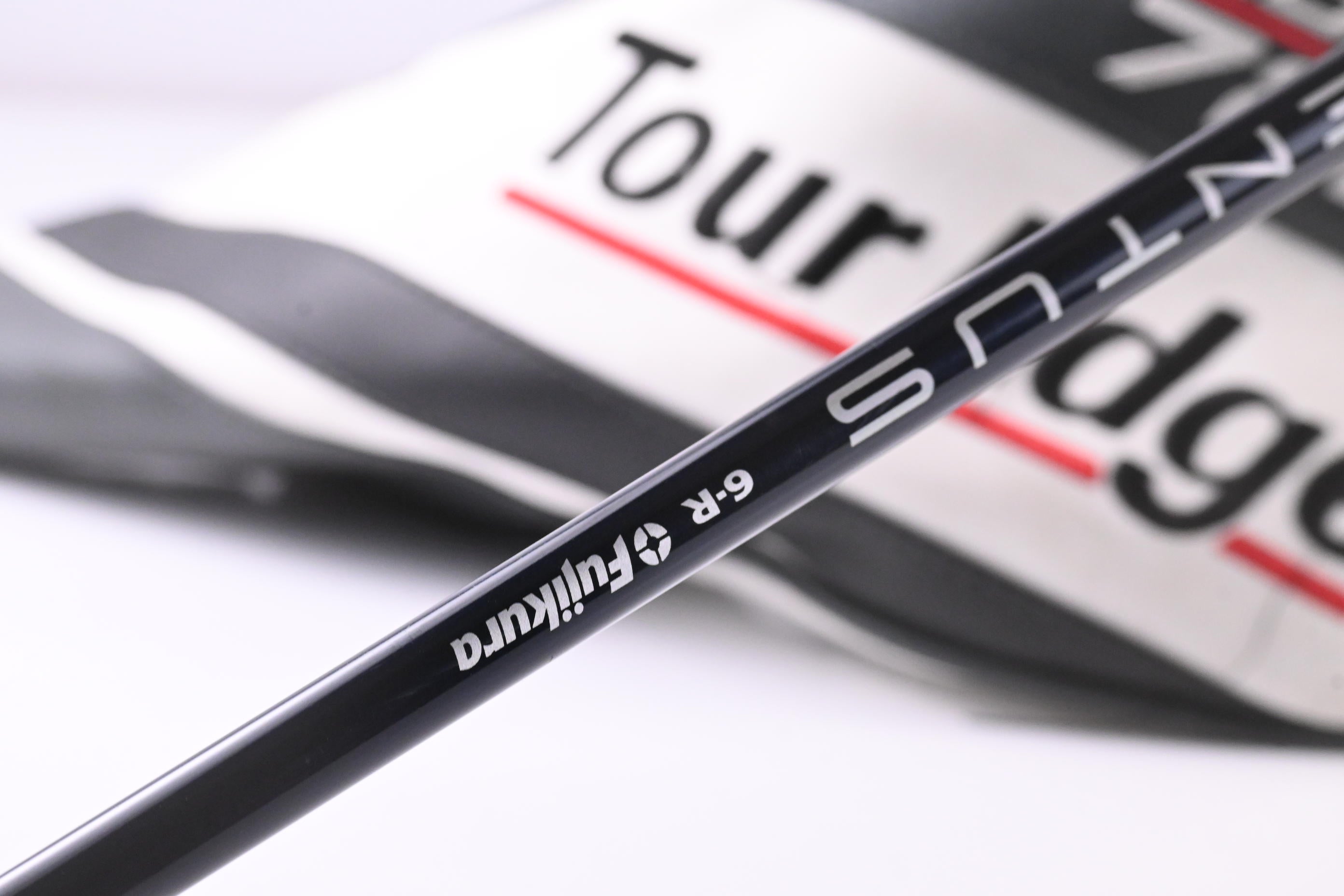 Tour Edge E722 Driver / 10.5 Degree / Regular Flex Fujikura Ventus Blue 6 Shaft
