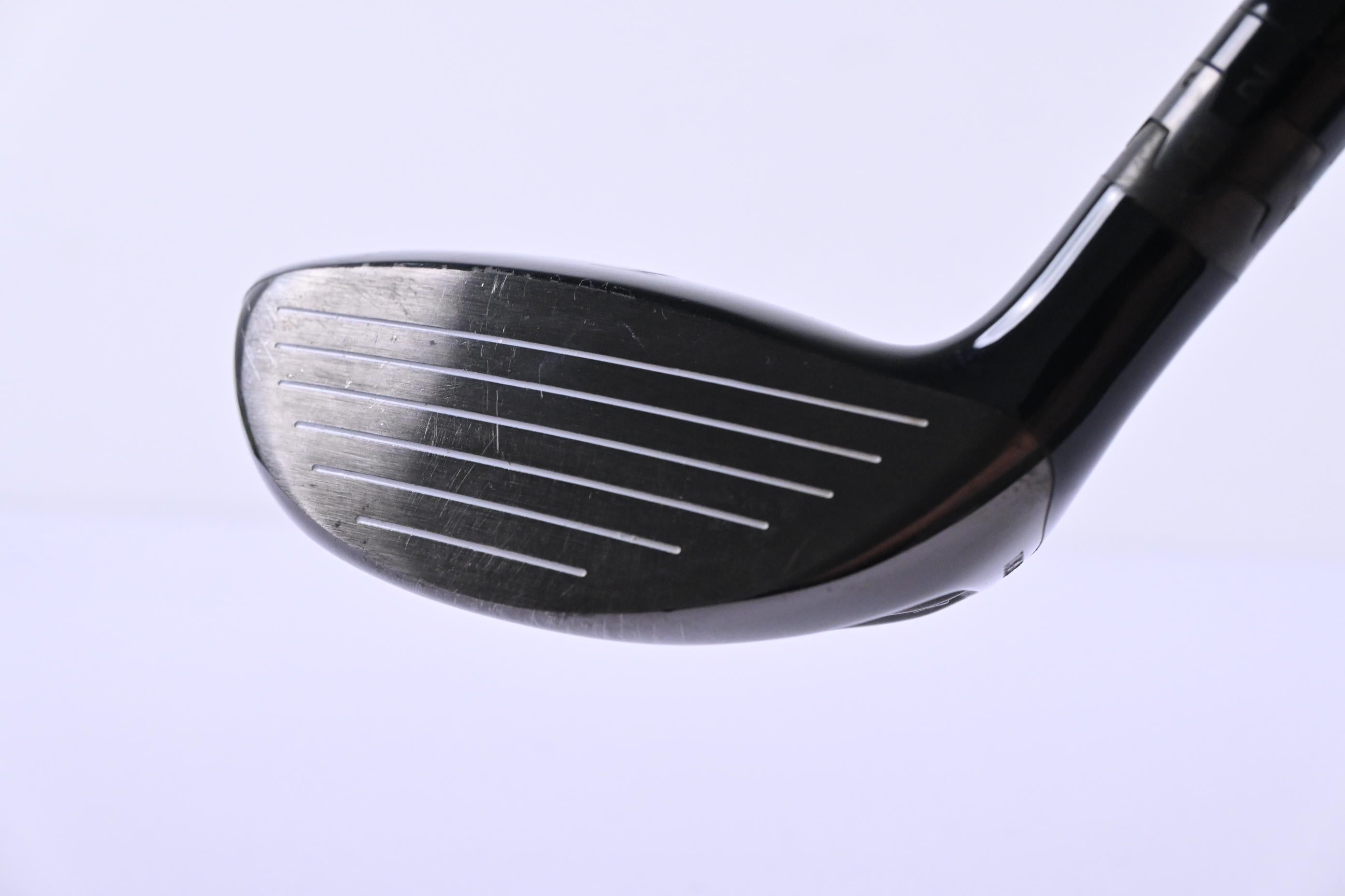 Titleist 910 F #5 Wood / 19 Degree / X-Flex Diamana 'ilima 71 Shaft