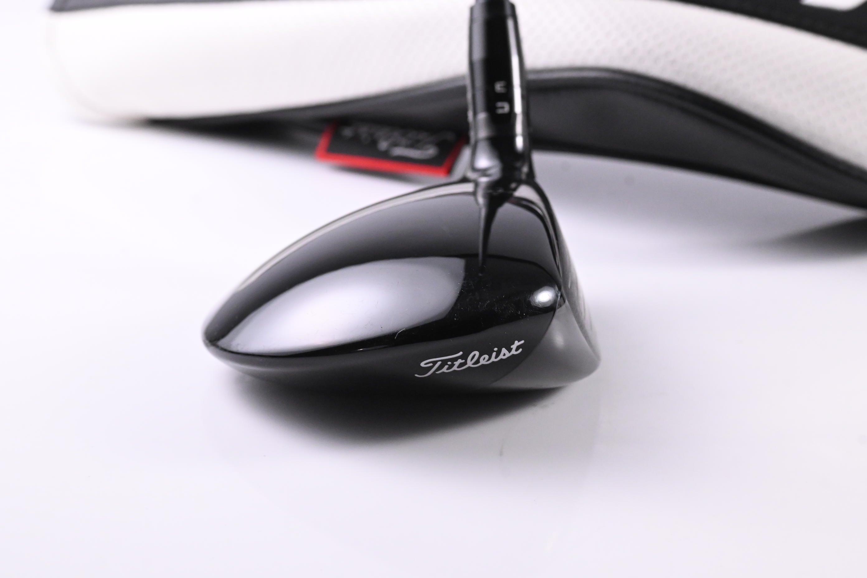 Titleist GT2 #3 Wood / 16.5 Degree / Stiff Flex HZRDUS Smoke Red RDX 70 Shaft