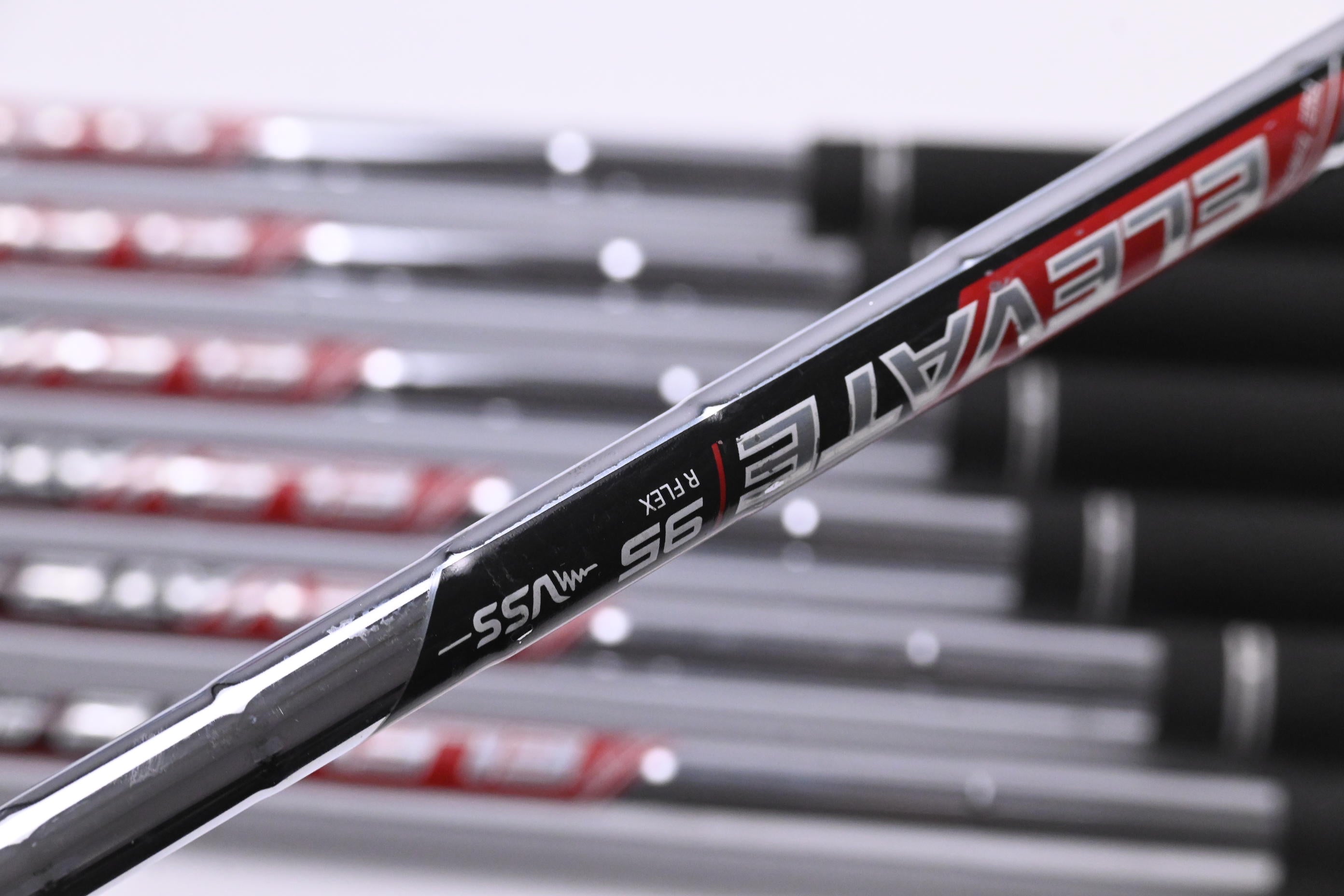 Callaway Apex 19 Irons / 4-PW / Regular Flex Elevate 95 Shafts