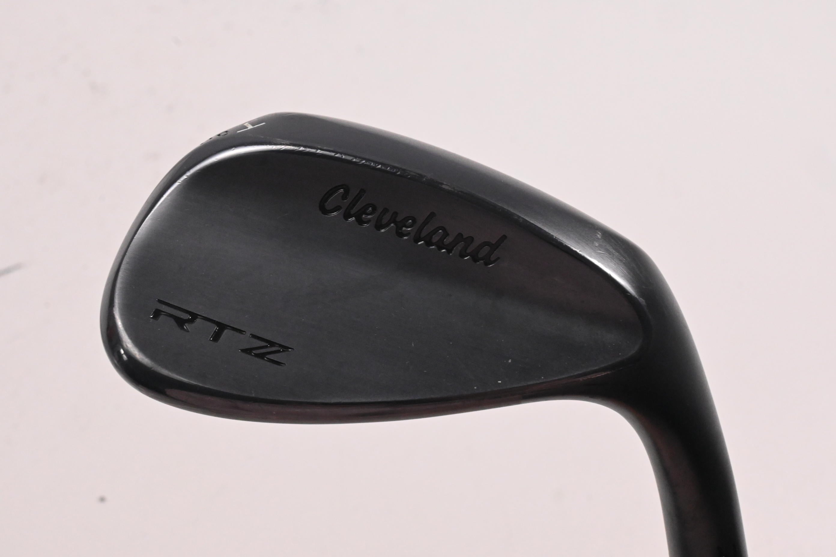 Cleveland RTZ Sand Wedge / 54 Degree / Wedge Flex Dynamic Gold Spinner Shaft