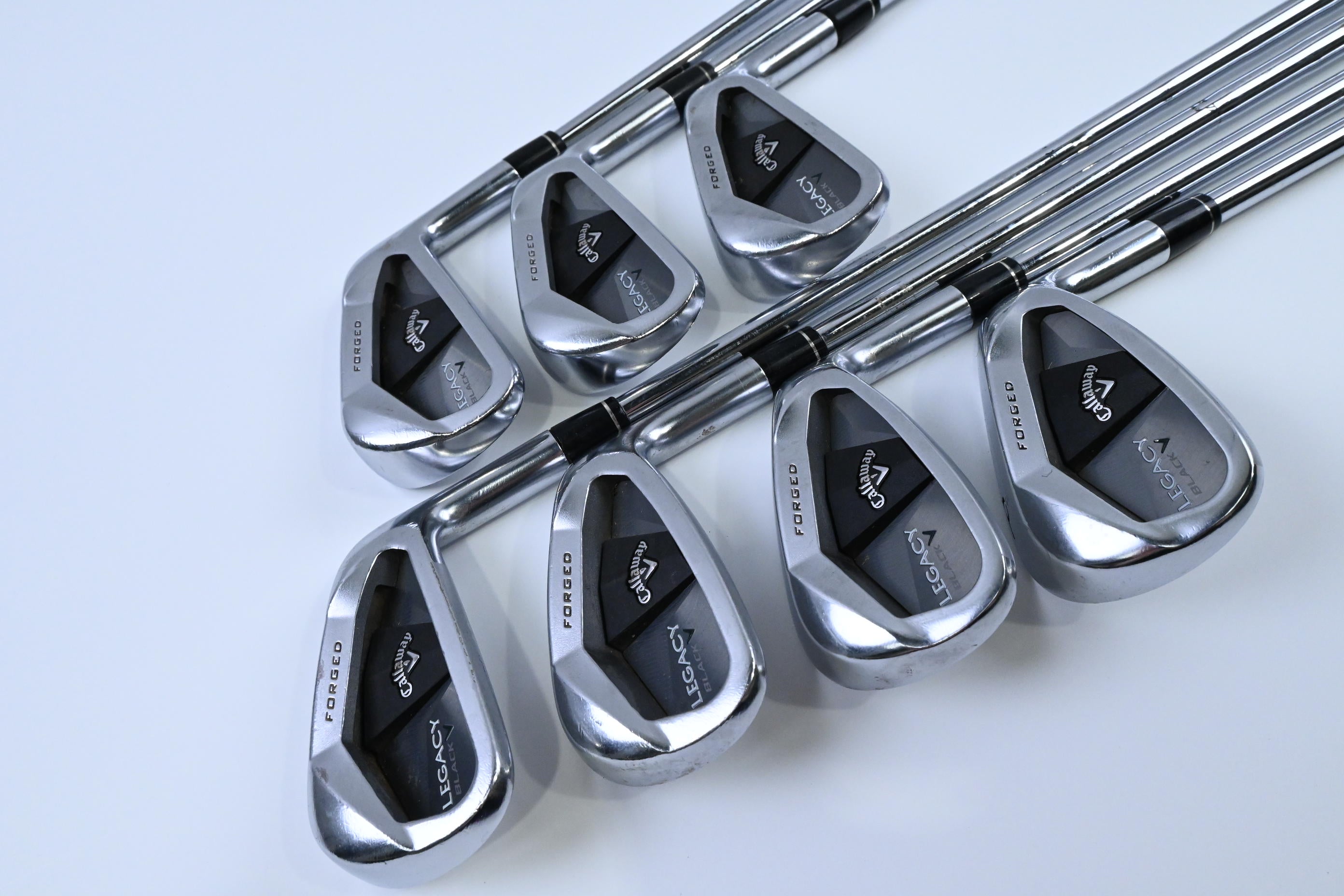 Callaway Legacy Black 2011 Irons / 4-PW / Regular Flex Gold Series 95 Shafts