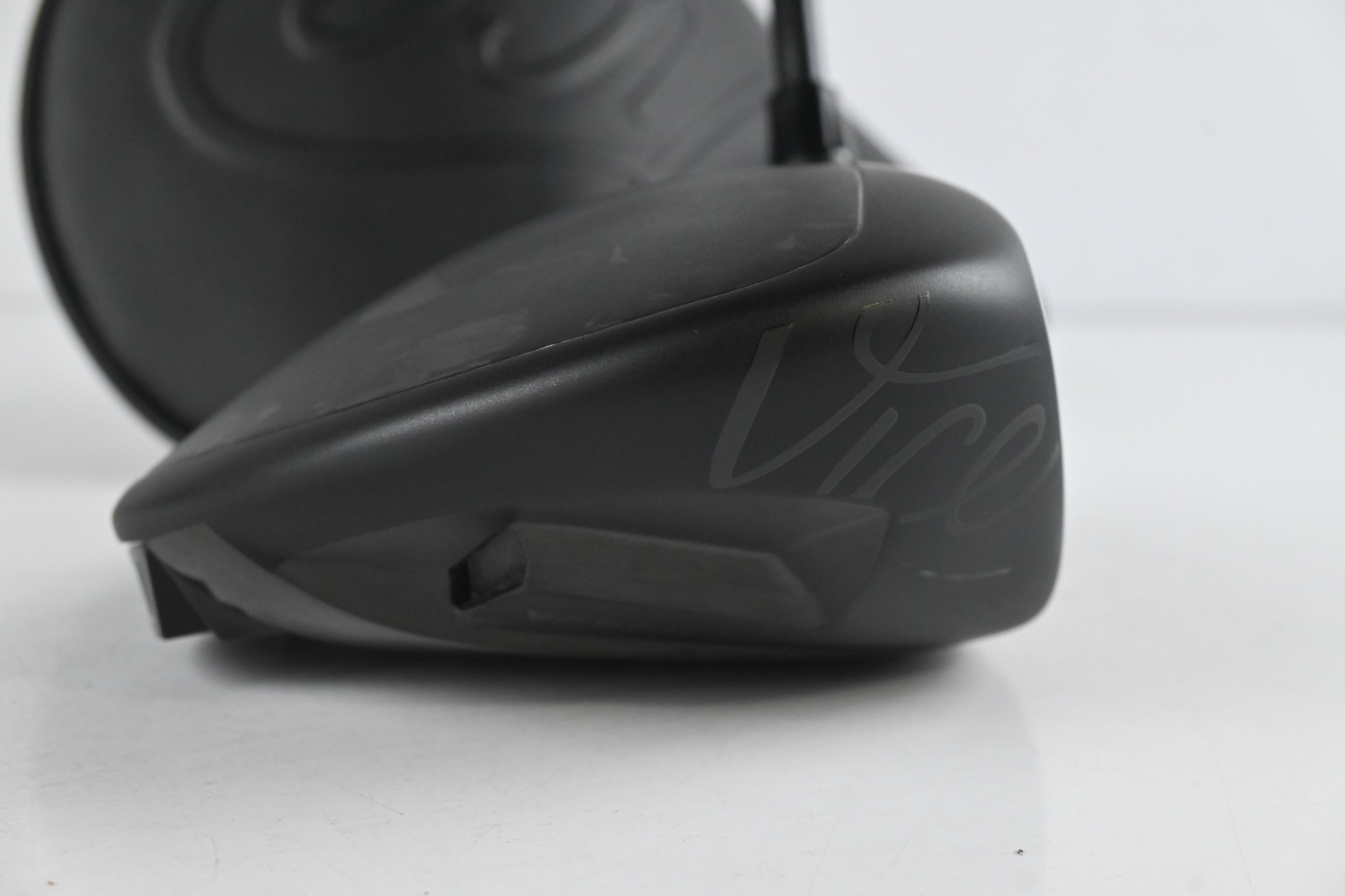 Vice VGD01+ Driver / 10.5 Degree / X-Flex Denali Black 60 Shaft