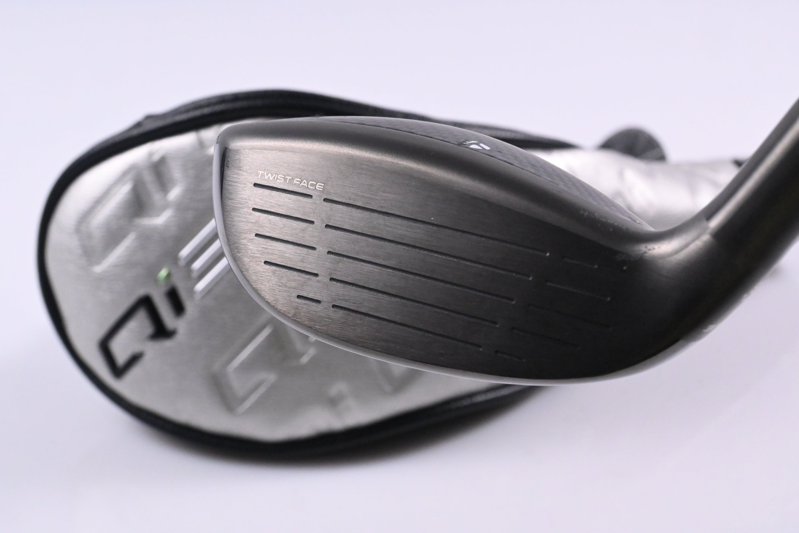 Taylormade Qi35 Max #4 Hybrid / 23 Degree / Regular Flex Fujikura Air Speeder 50