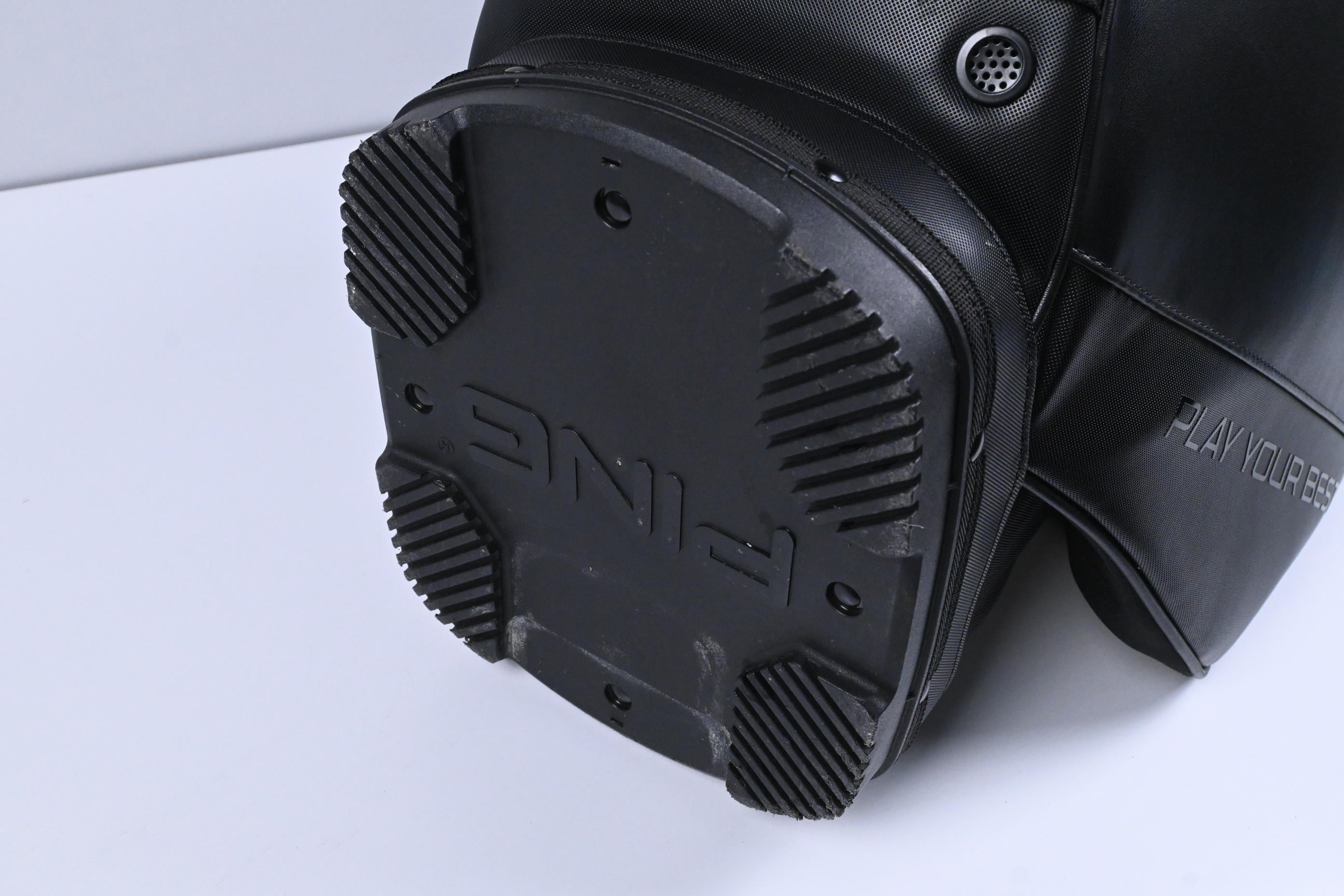 Ping DLX Cart Bag / 14-Way Divider / Black, White