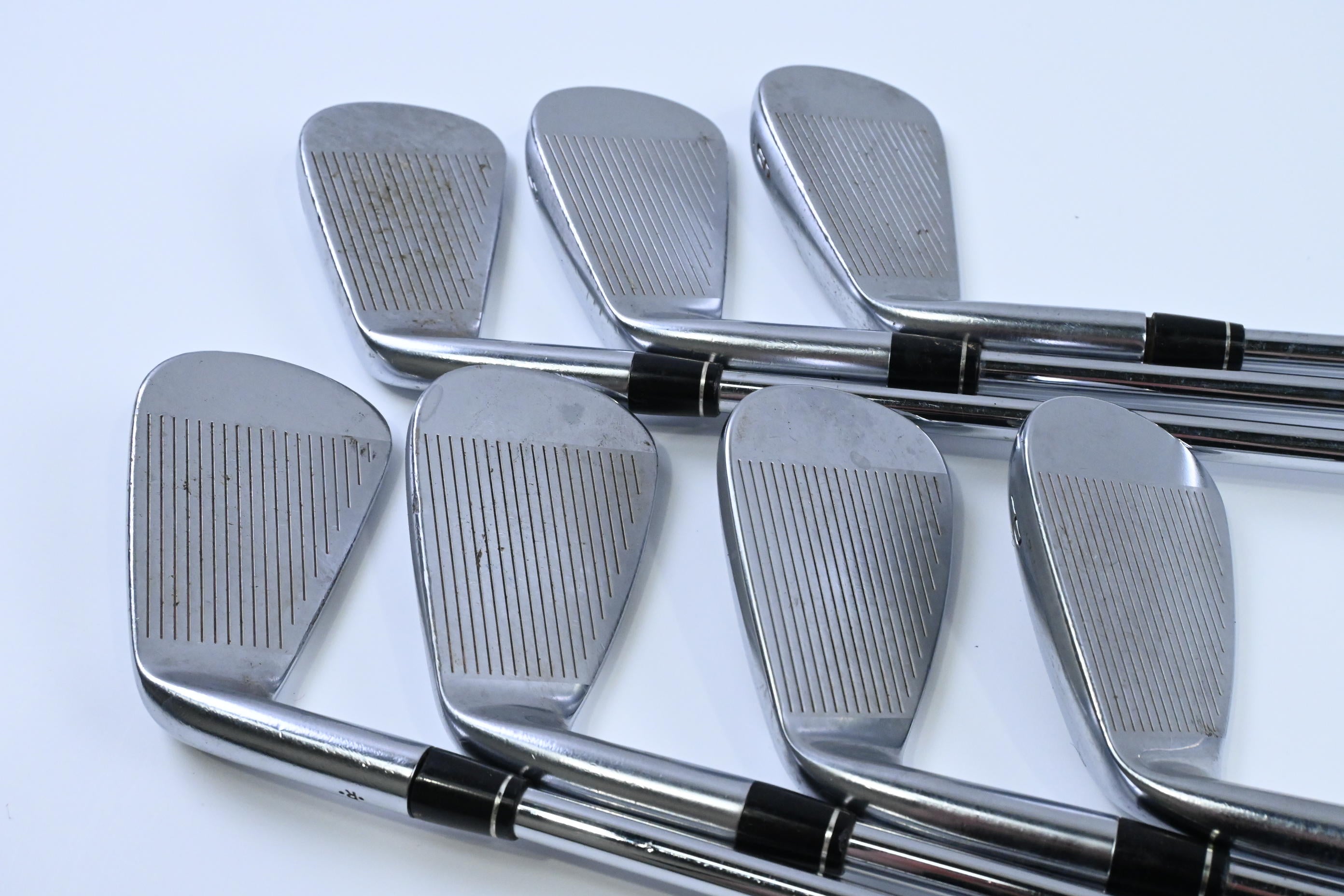Callaway Legacy Black 2011 Irons / 4-PW / Regular Flex Gold Series 95 Shafts