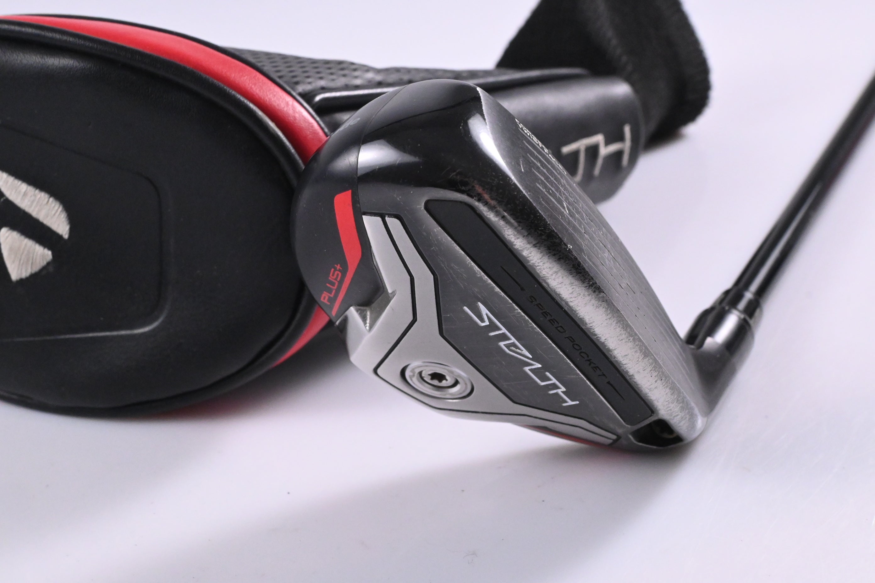Taylormade Stealth Plus #3 Hybrid / 19.5 Degree / Stiff Flex HZRDUS Smoke RDX