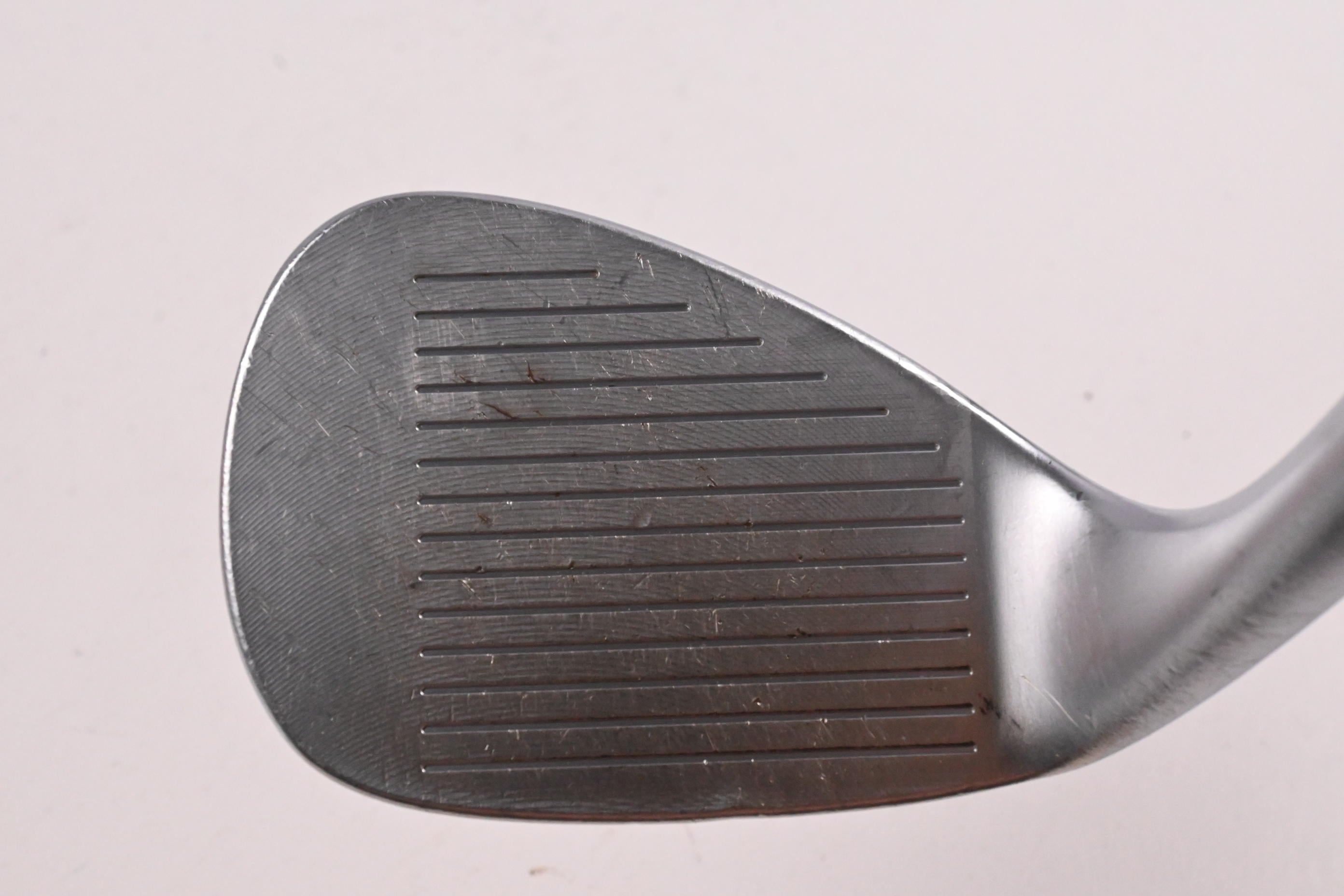 Cleveland 588 RTX Sand Wedge / 56 Degree / Wedge Flex Dynamic Gold Shaft