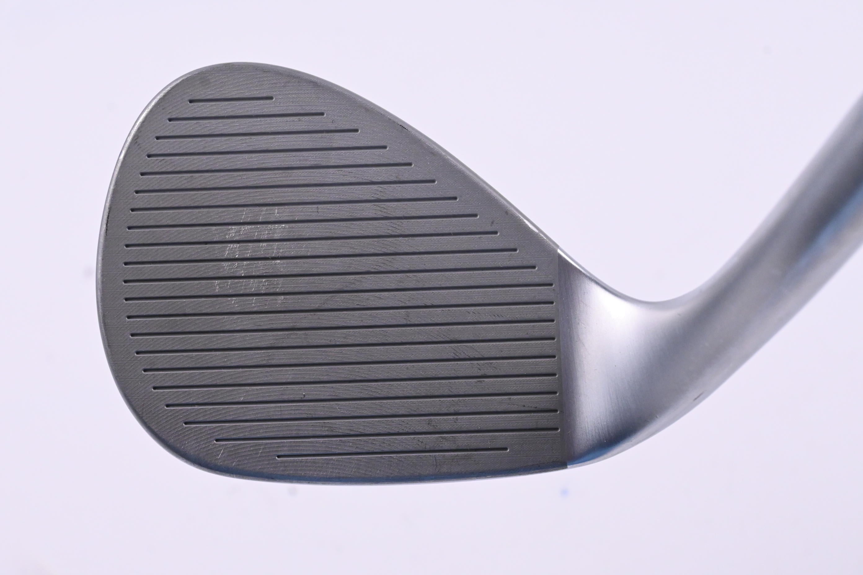Cleveland CBX Full Face 2 Gap Wedge / 50 Degree / Wedge Flex Dynamic Gold 115