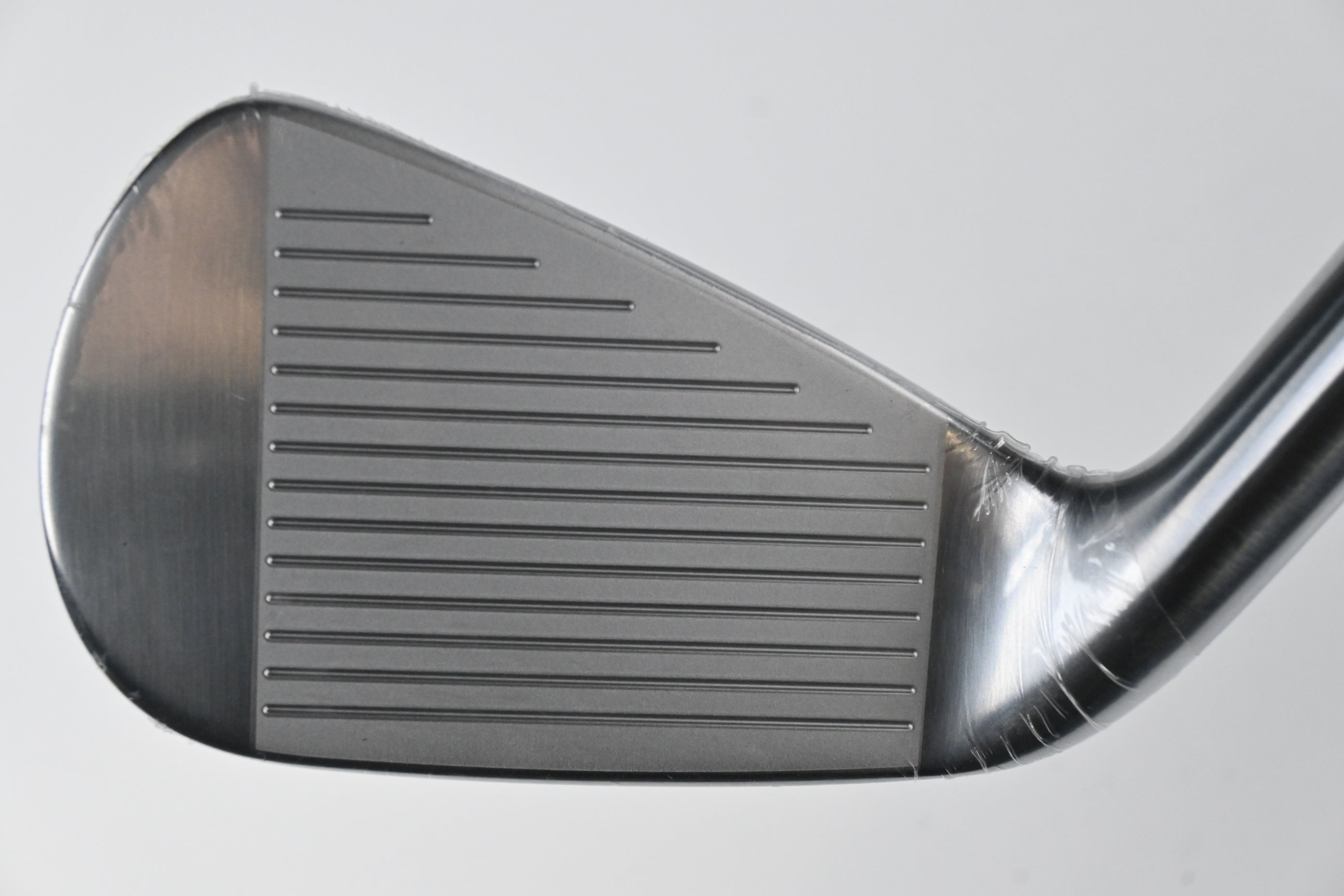 XXIO X 2022 #4 Iron / 21 Degree / Stiff Flex Diamana ZX 60 Shaft