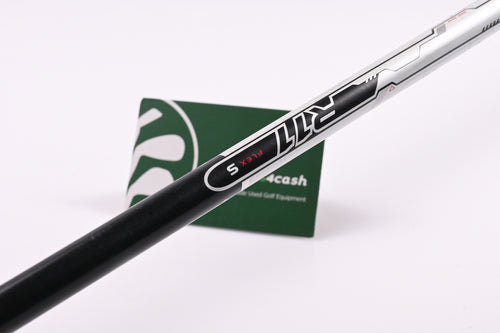 Taylormade R11 #3 Wood / 15.5 Degree / Stiff Flex Fujikura Blur 70 Shaft