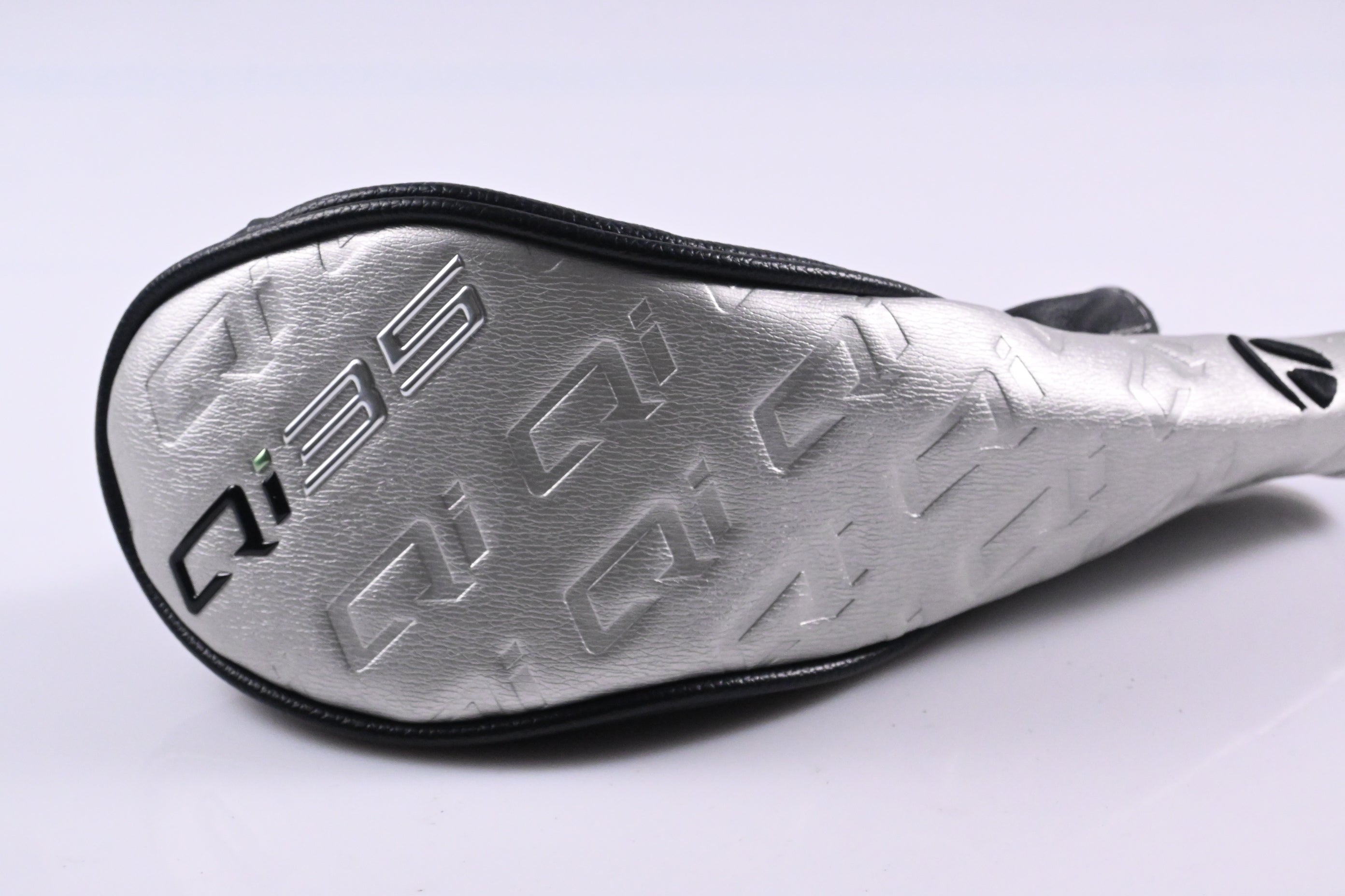 Taylormade Qi35 Max #4 Hybrid / 23 Degree / Regular Flex Fujikura Air Speeder 50