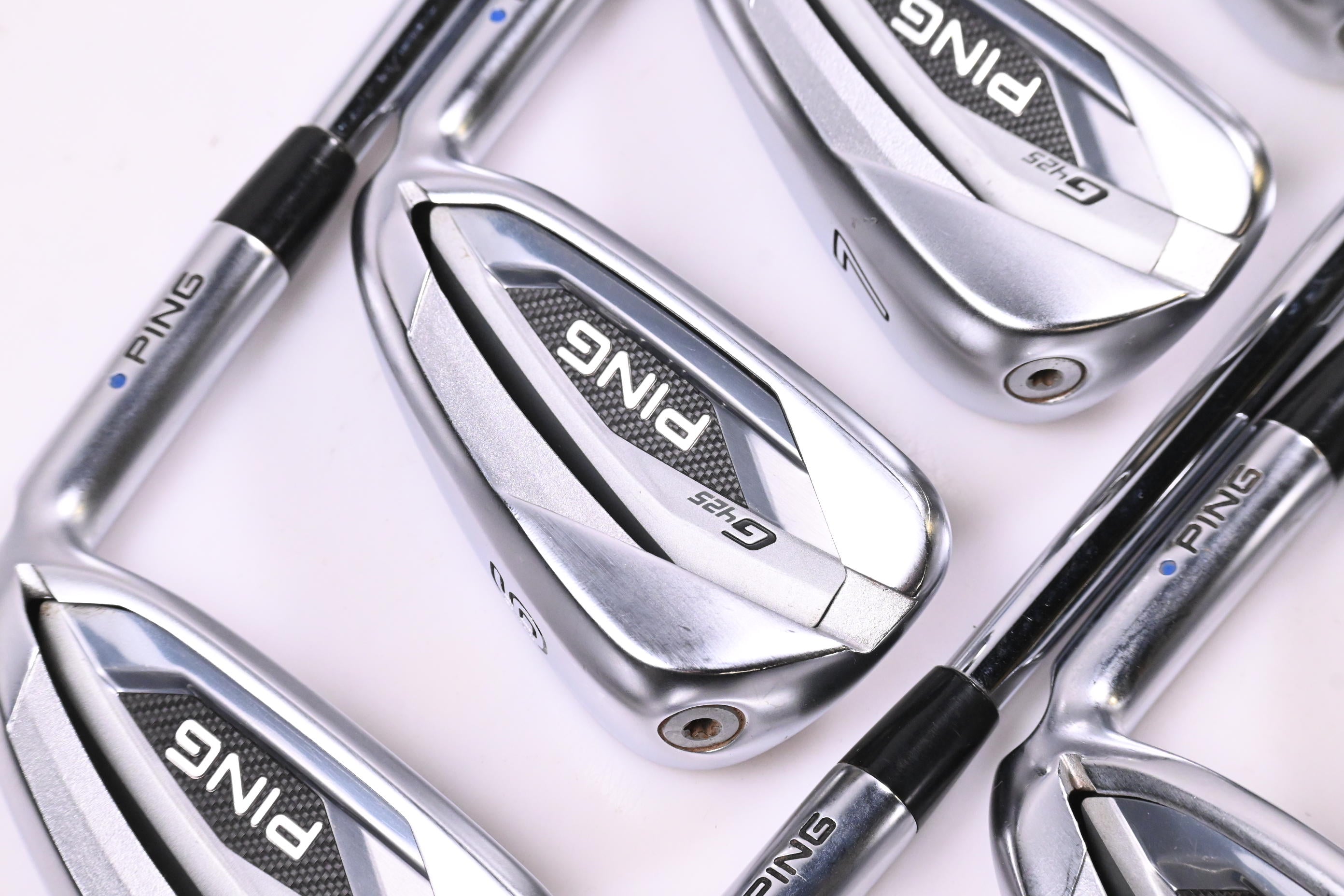 Ping G425 Irons / 5-PW+GW+SW / Blue Dot / Regular Flex Dynamic Gold 105 R300