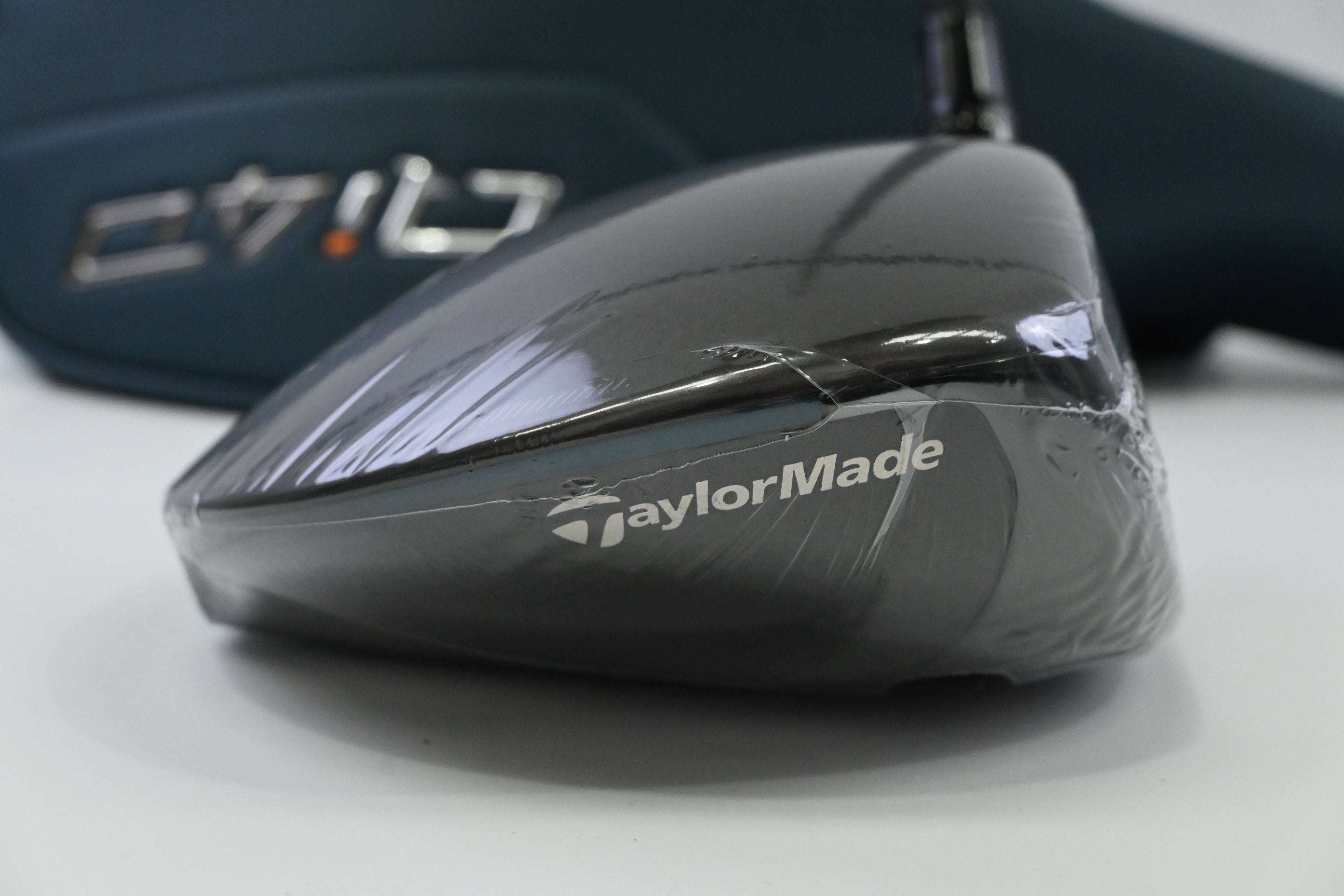 Taylormade Qi4D Driver / 10.5 Degree / Regular Flex Taylormade Reax Blue 50
