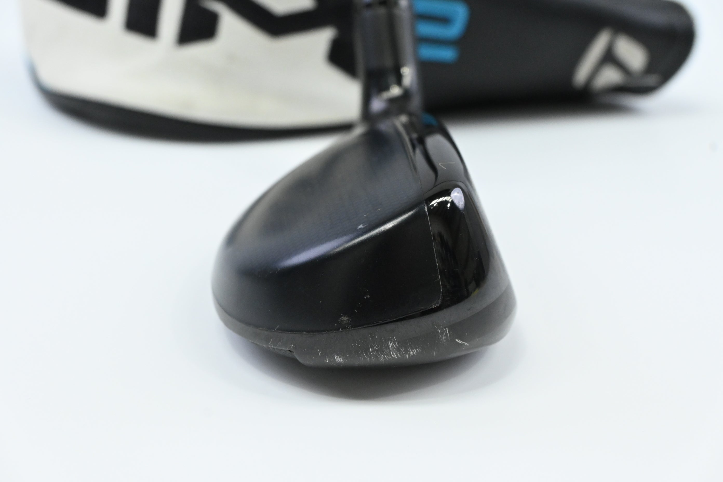 Taylormade SIM2 #3 Hybrid / 19.5 Degree / Stiff Flex Tensei AV Raw Blue 80 Shaft