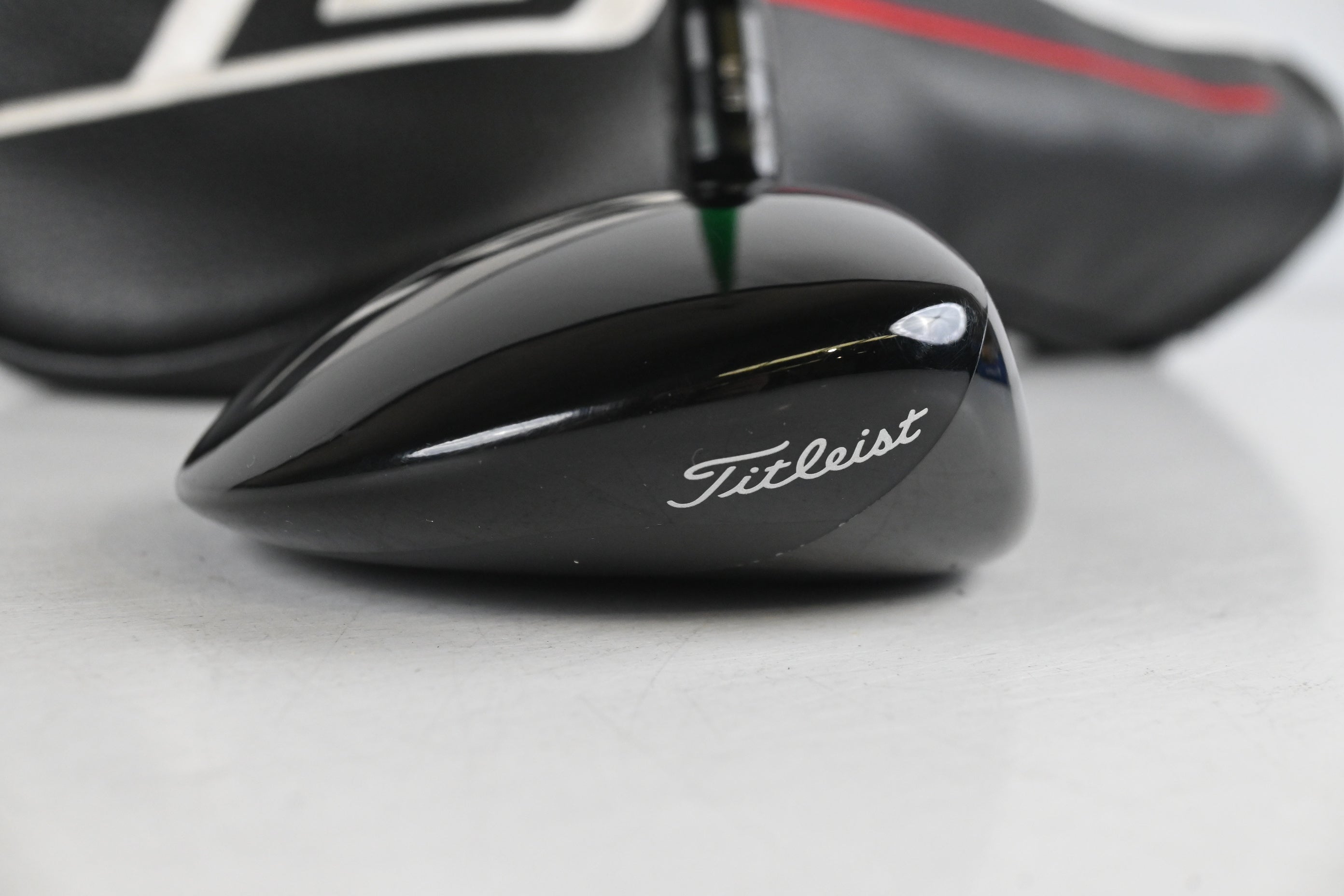 Titleist GT2 #7 Wood / 21 Degree / Stiff Flex Accra GX Green 200 Shaft