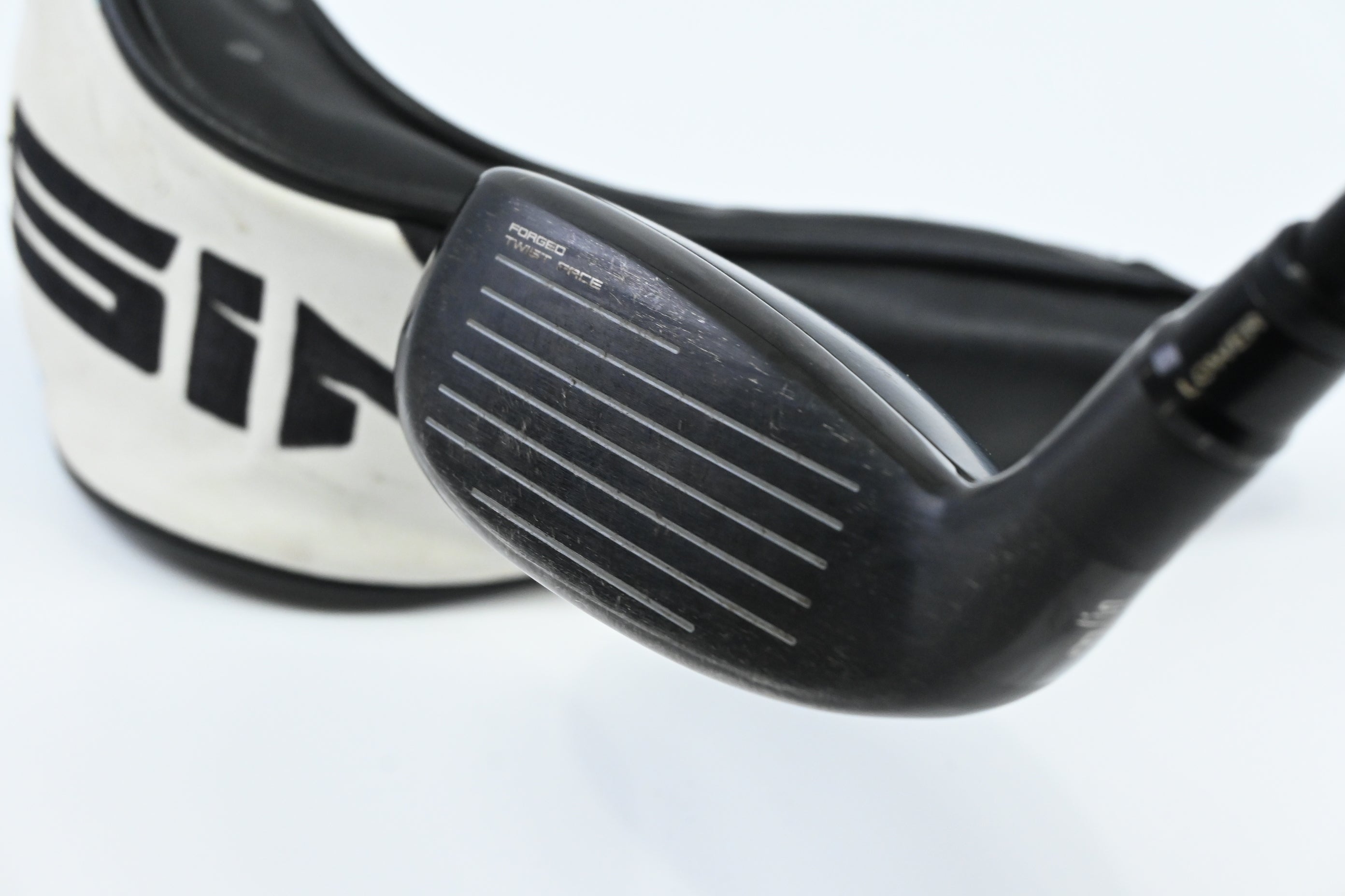 Taylormade SIM2 #3 Hybrid / 19.5 Degree / Stiff Flex Tensei AV Raw Blue 80 Shaft