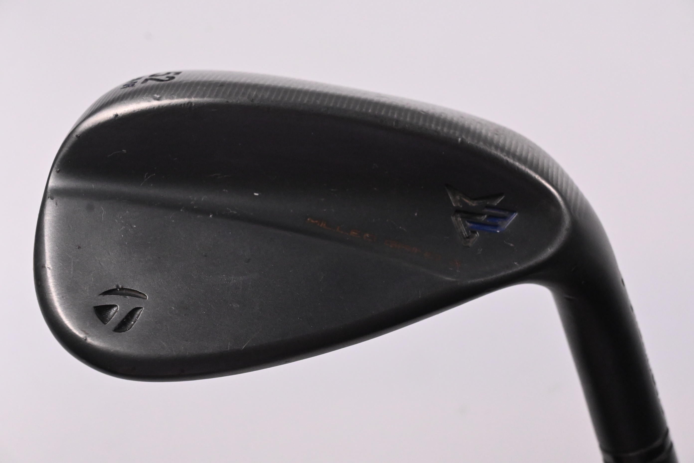 Taylormade Milled Grind 3 Black Gap Wedge / 52 Degree / Stiff Flex Dynamic Gold