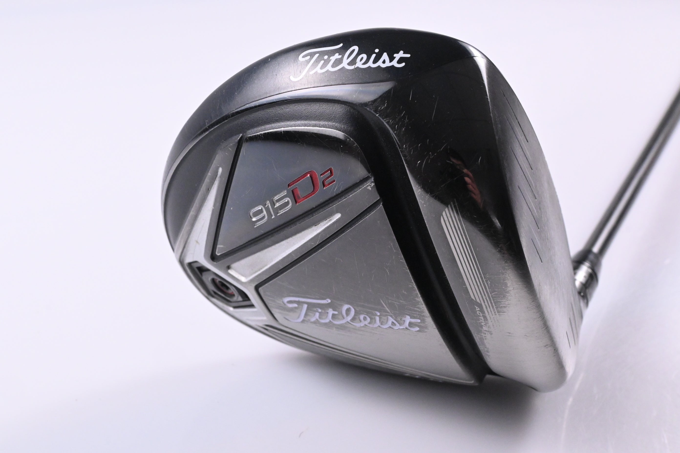 Titleist 915 D2 Driver / 8.5 Degree / Stiff Flex Aldila RIP'D NV 65 Shaft