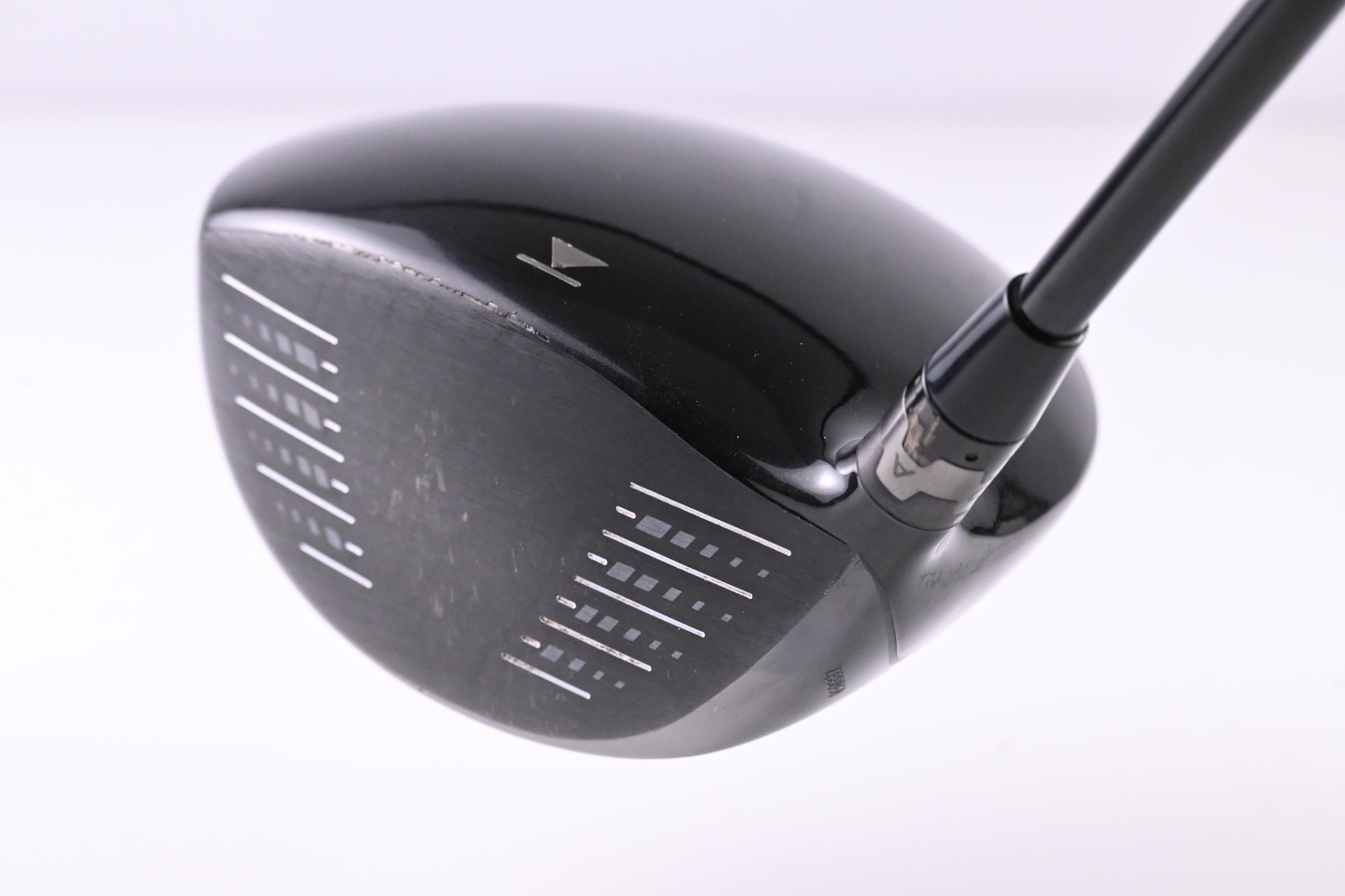 Titleist 913 D2 Driver / 9.5 Degree / X-Flex ProLaunch Red Shaft