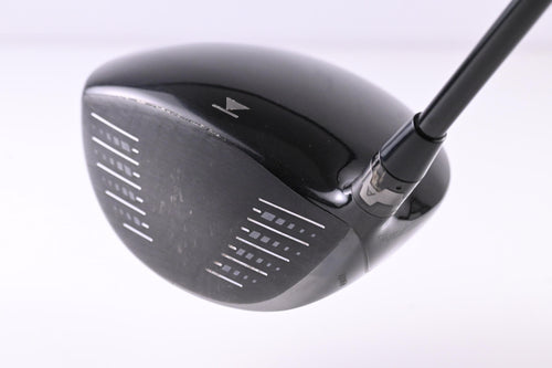 Titleist 913 D2 Driver / 9.5 Degree / X-Flex ProLaunch Red Shaft
